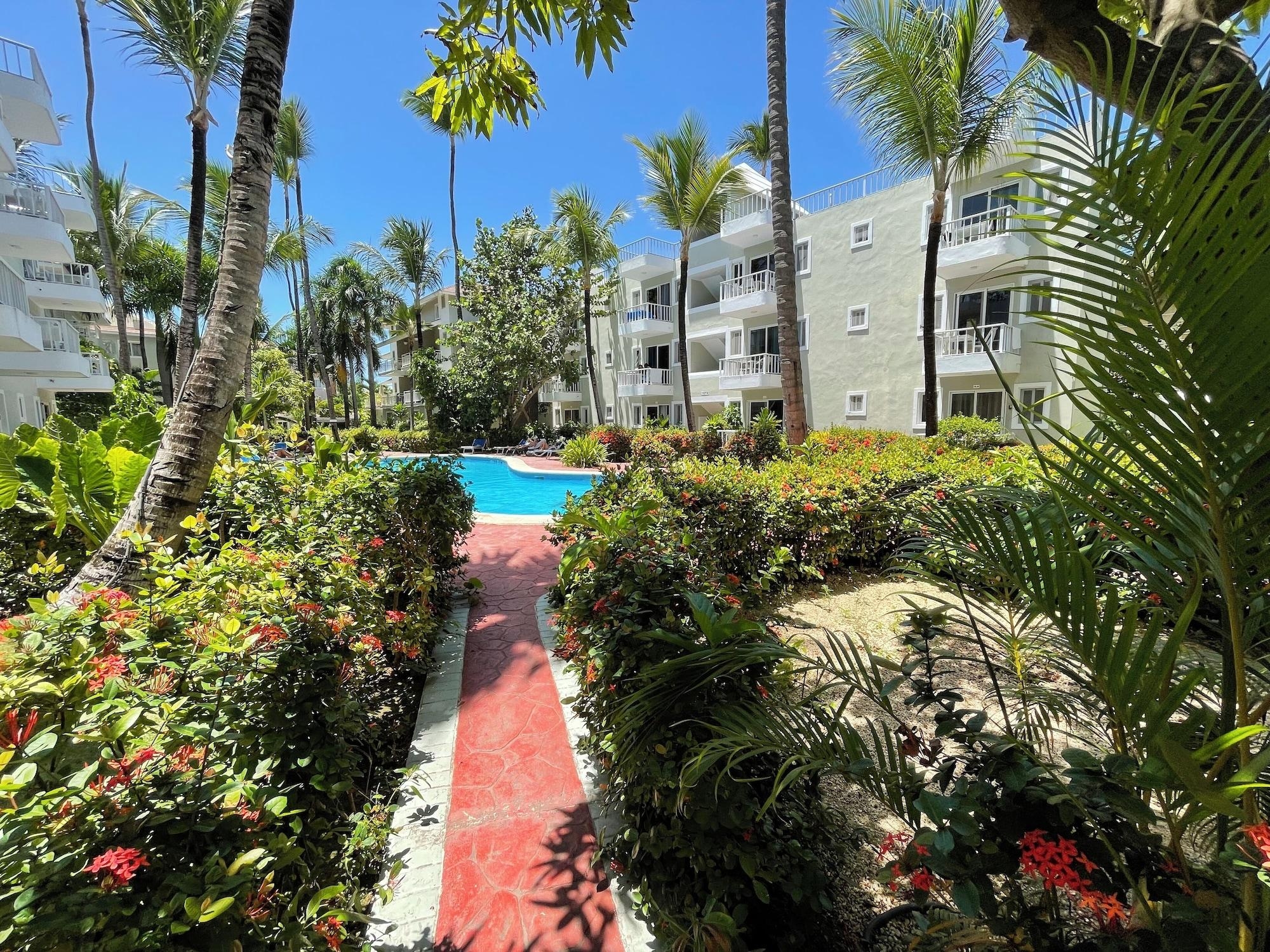 Foto de Punta Cana Paradise Studios Beach Pool