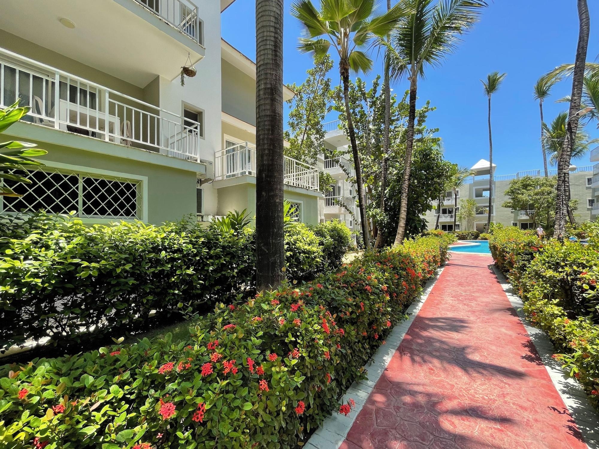 Foto de Punta Cana Paradise Studios Beach Pool