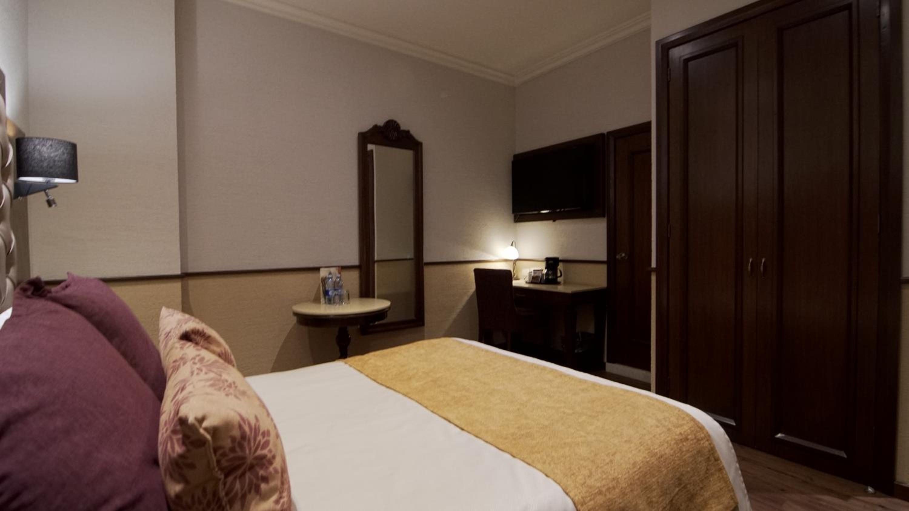 Foto de Hotel Morales Historical & Colonial Downtown Core