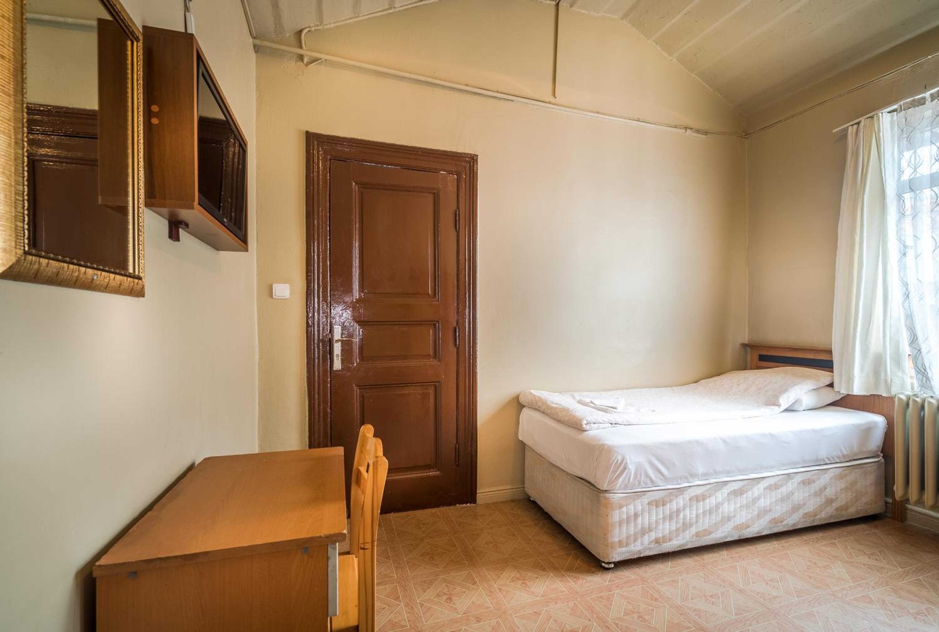 Foto de Yeni Hotel