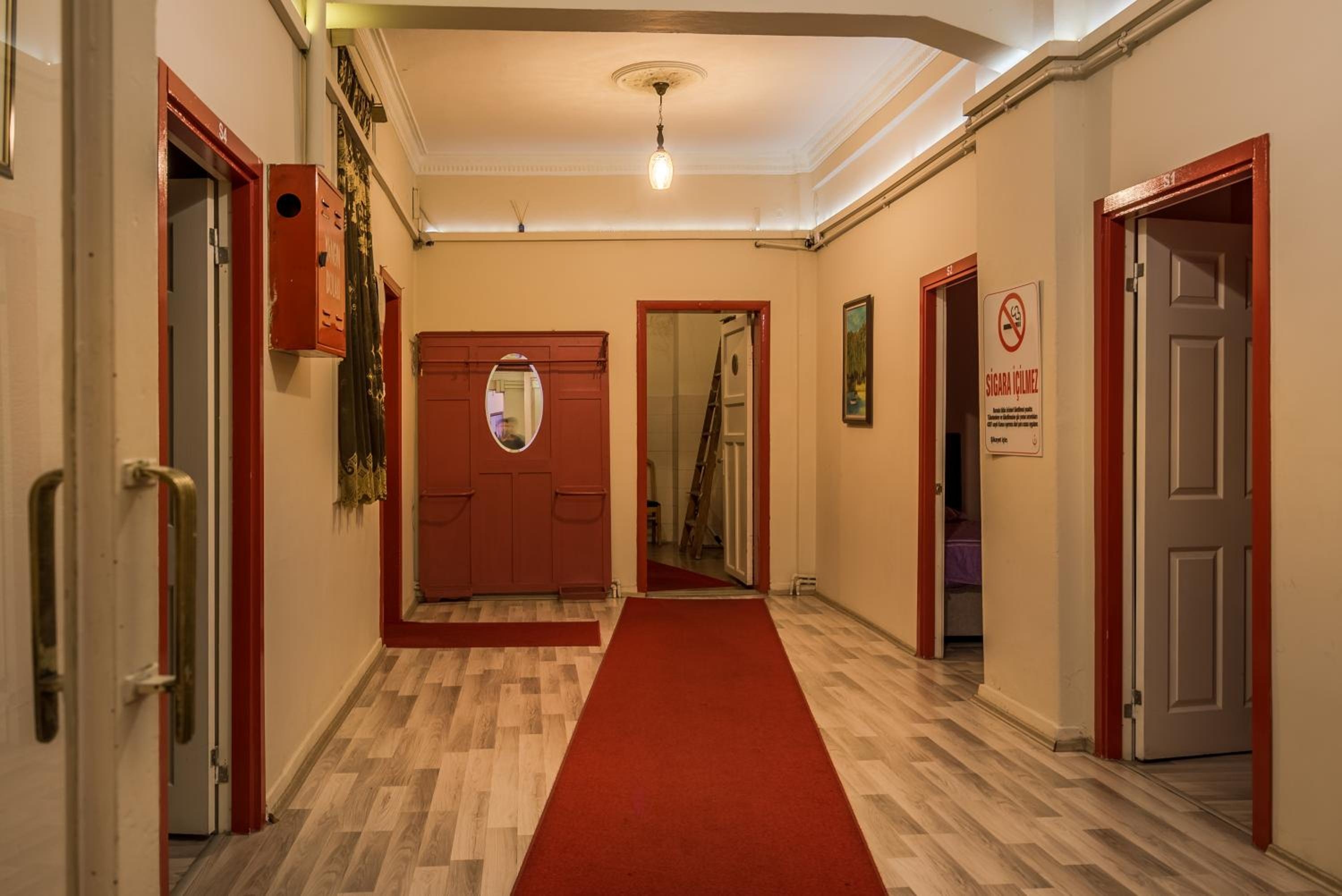Foto de Erenler HoTeL & HosTeL