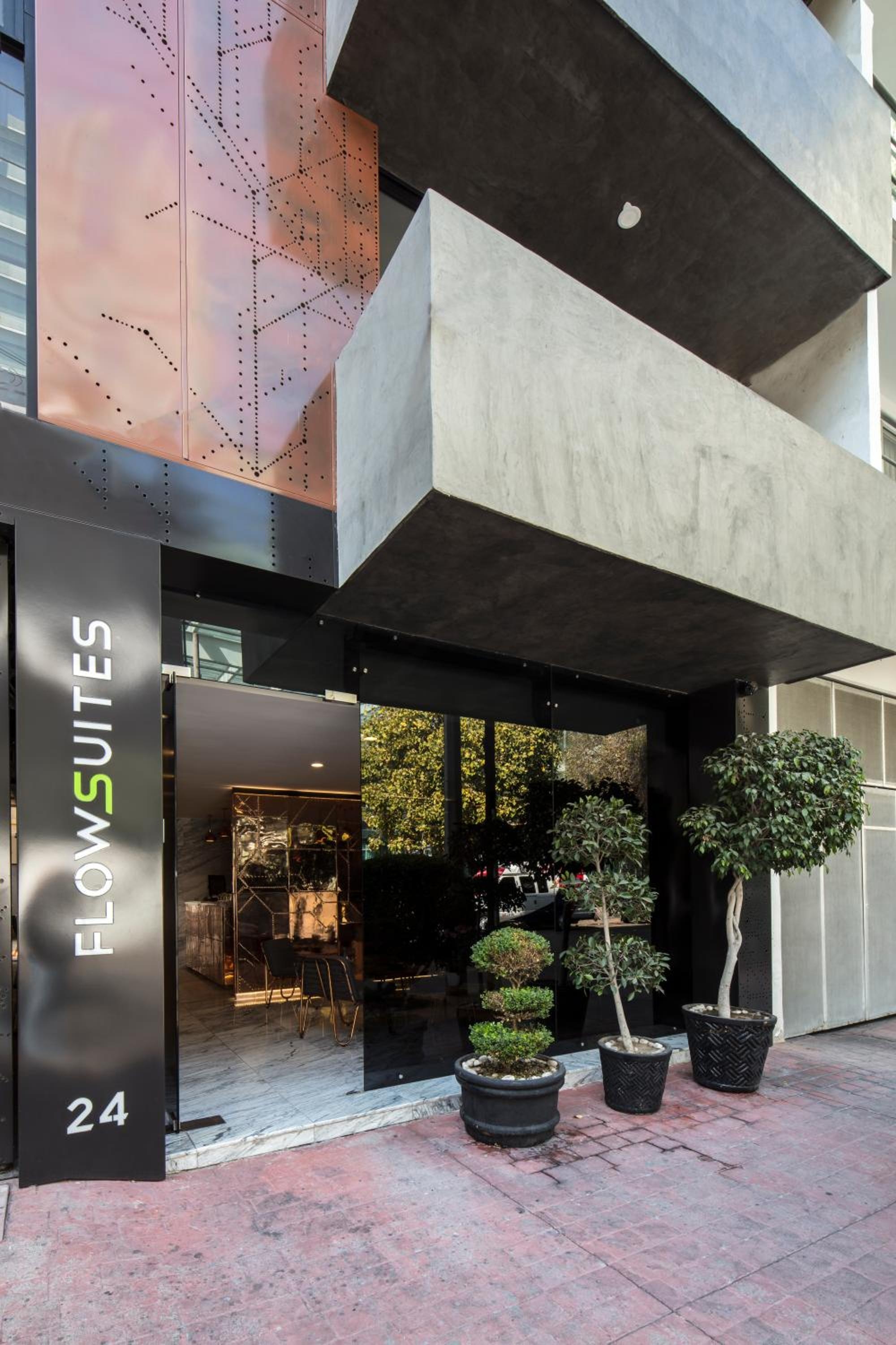 FlowSuites WTC