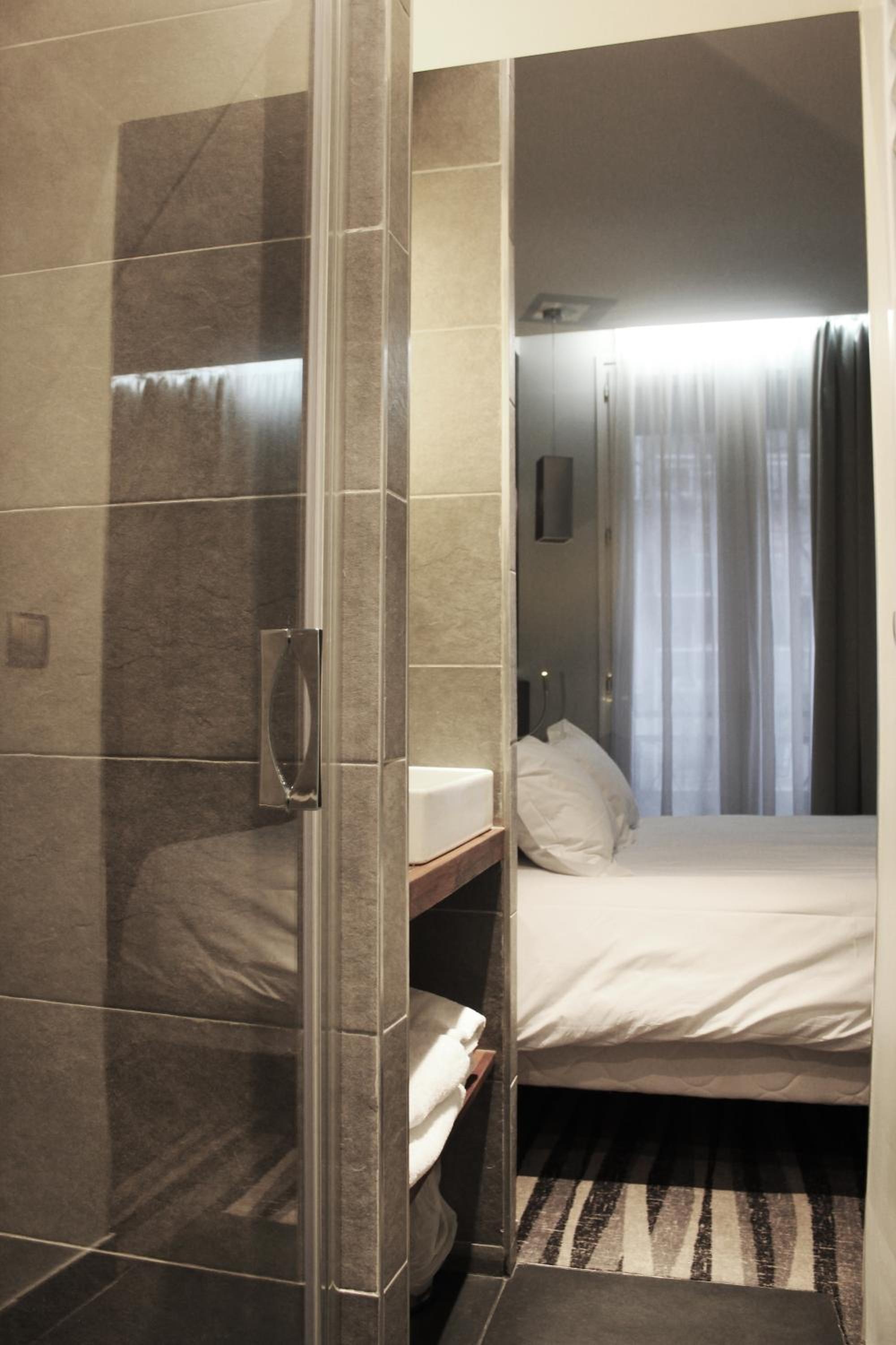 Foto de Hôtel Lumières Montmartre Paris