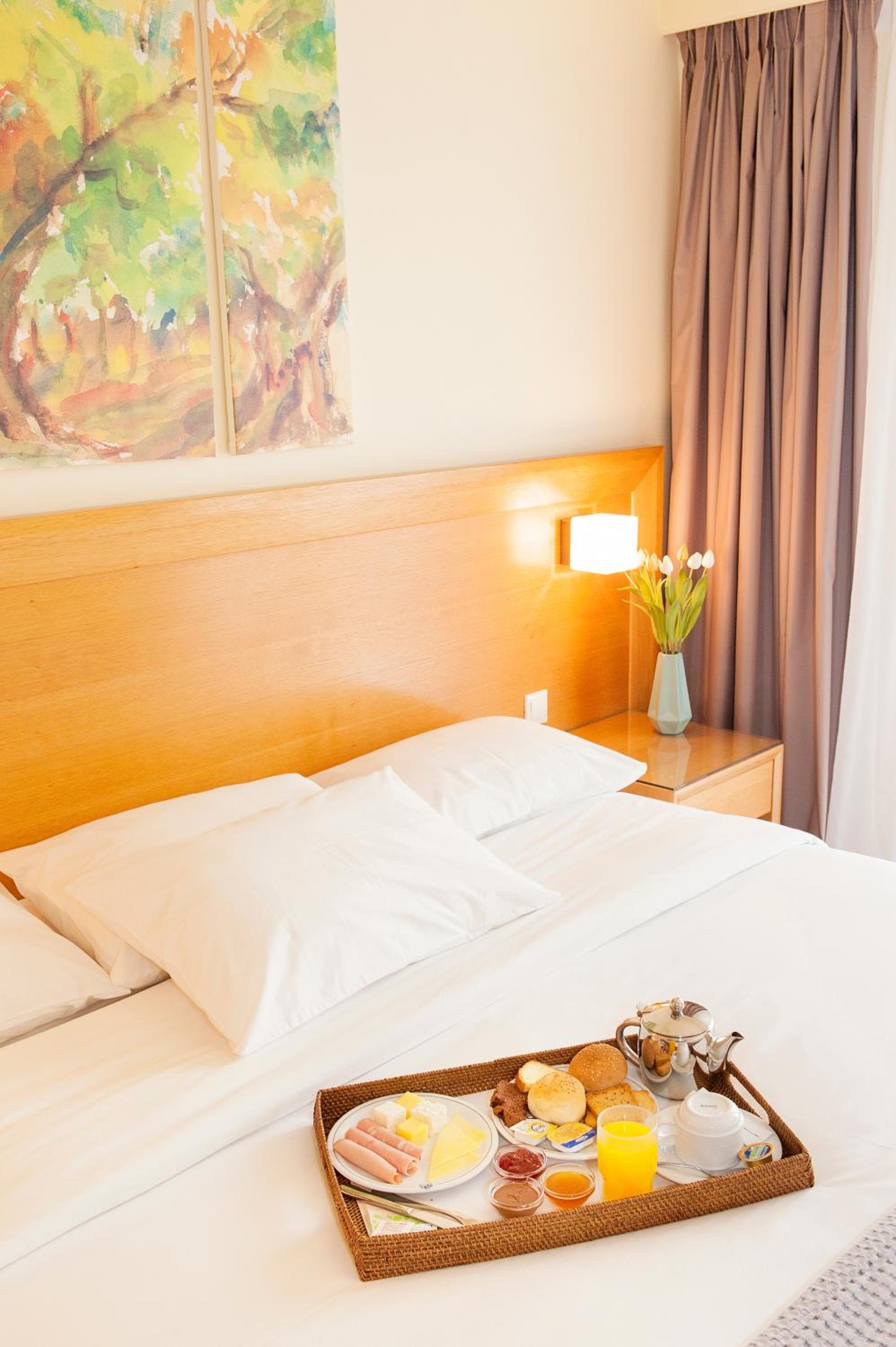 Foto de Athinais Hotel