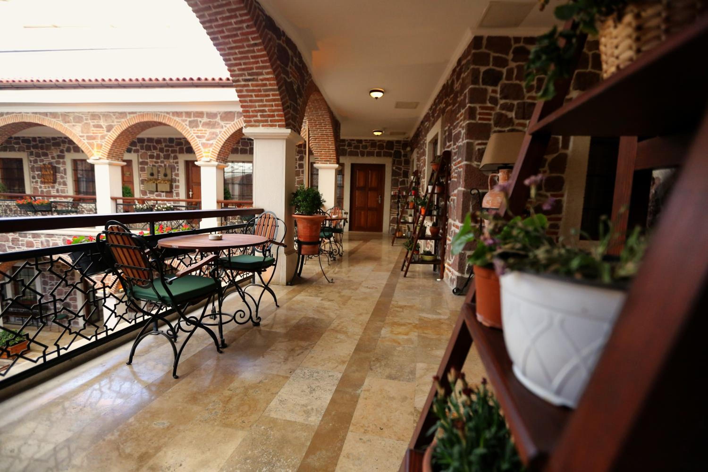 Foto de L'Agora Old Town Hotel & Bazaar