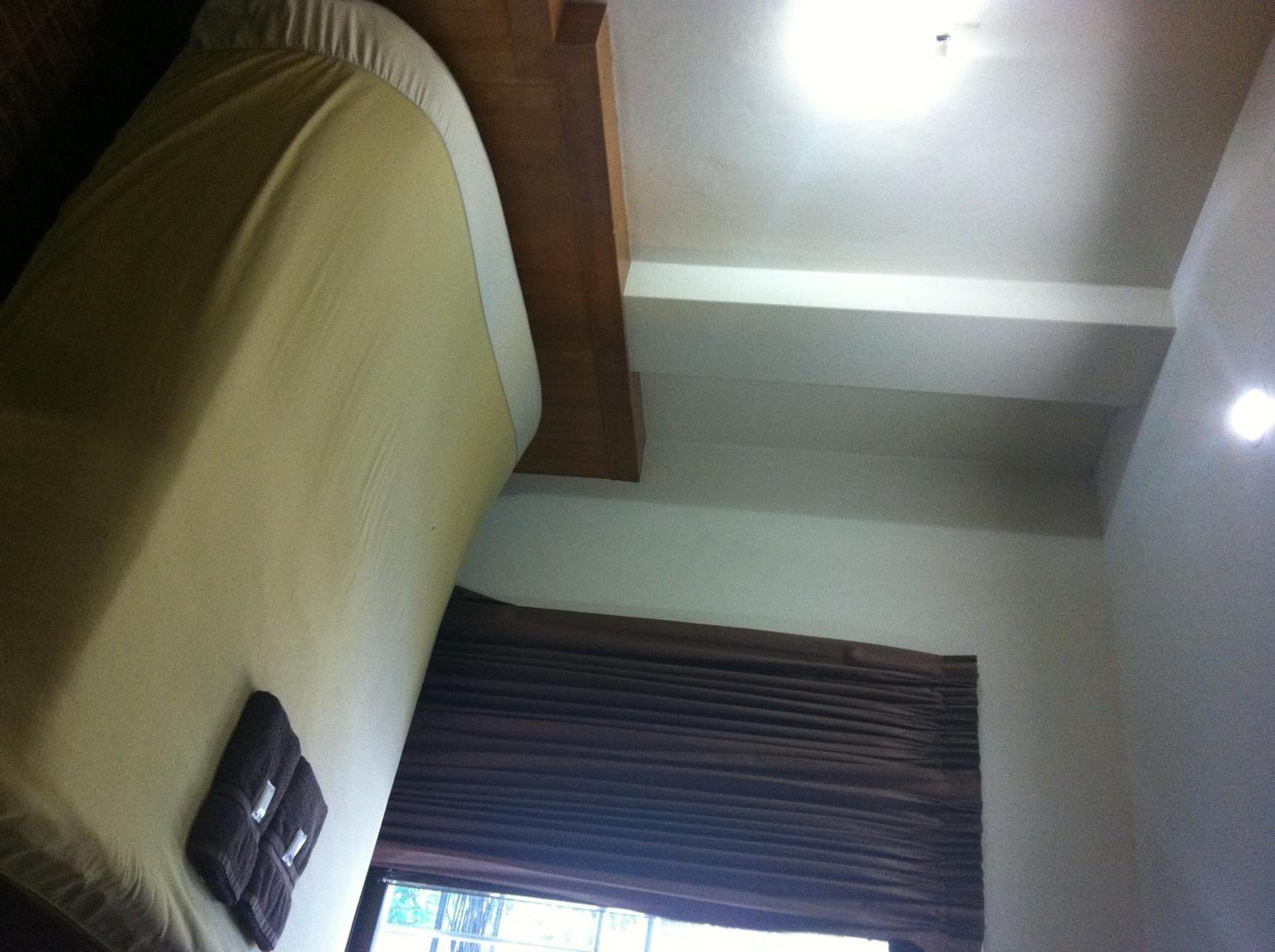 Foto de White Orchid Inn II