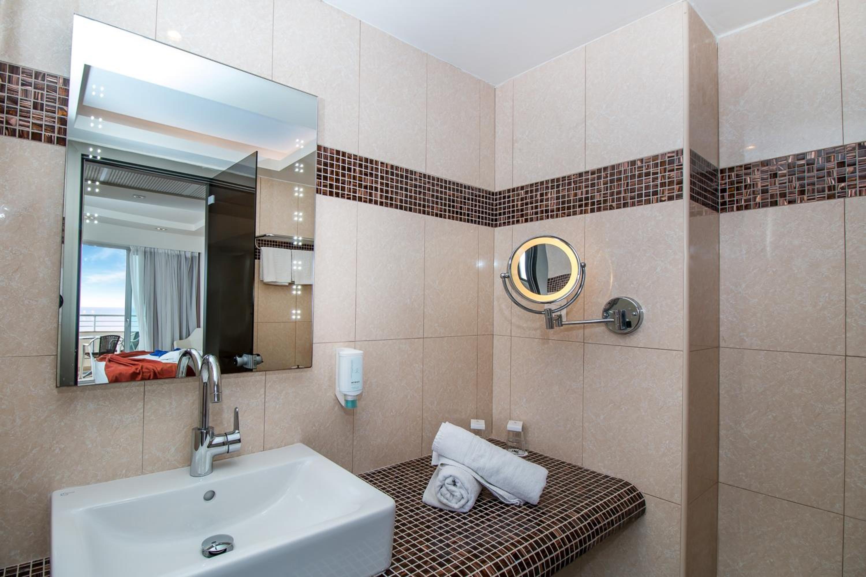 Foto de Pegasos Deluxe Beach Hotel