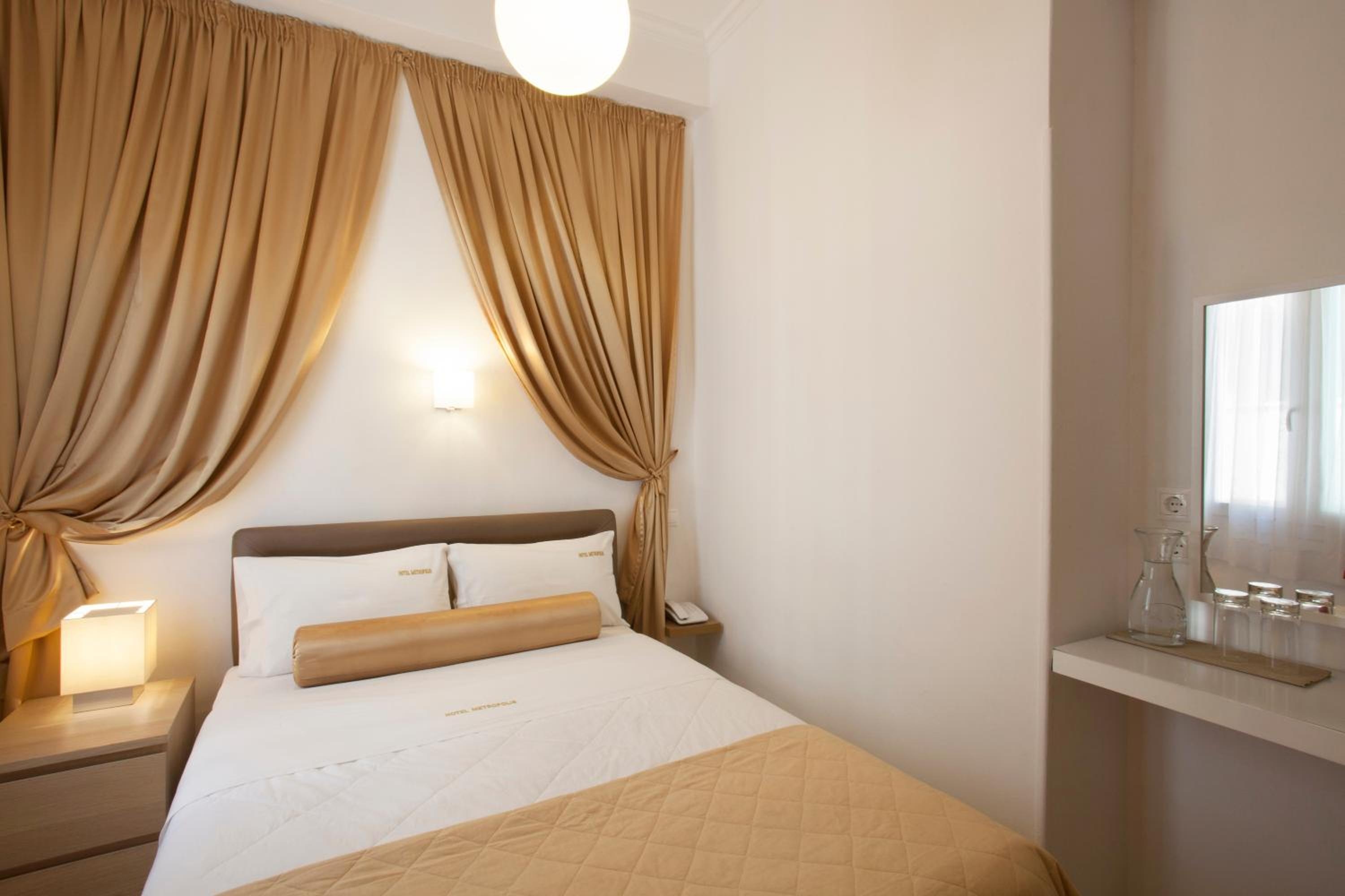 Foto de Metropolis Hotel
