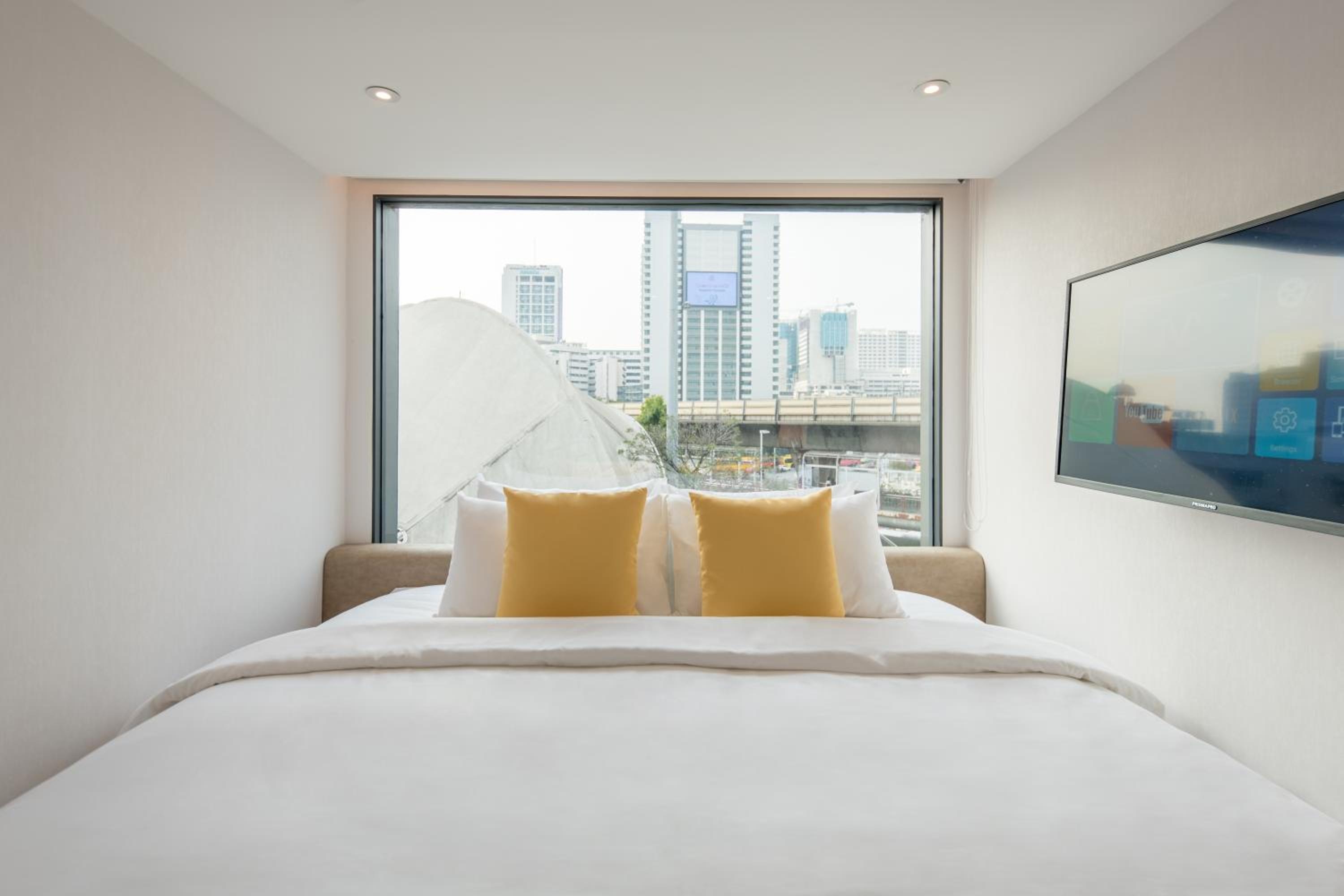 Foto de Yello Rooms Hotel Victory Monument