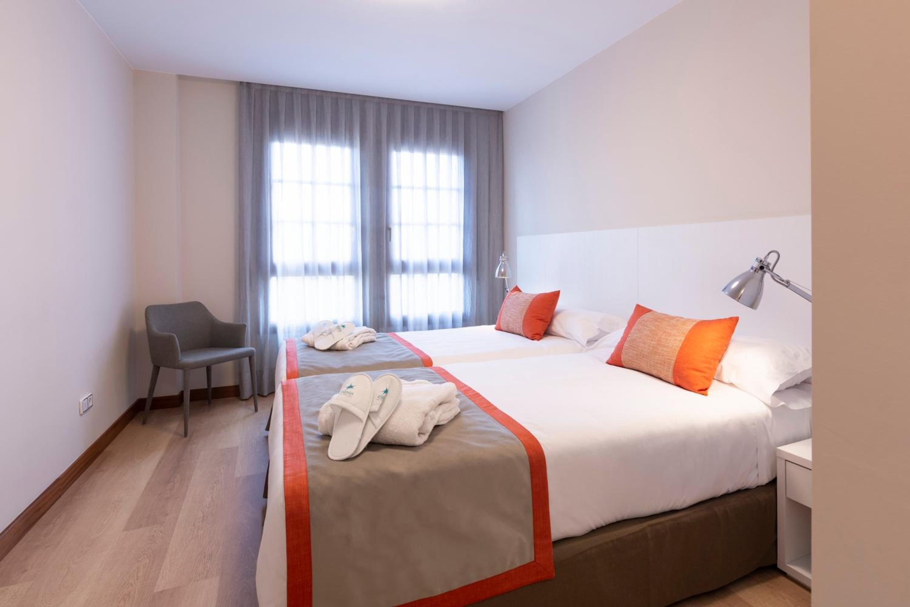 Foto de Aparthotel Los Girasoles