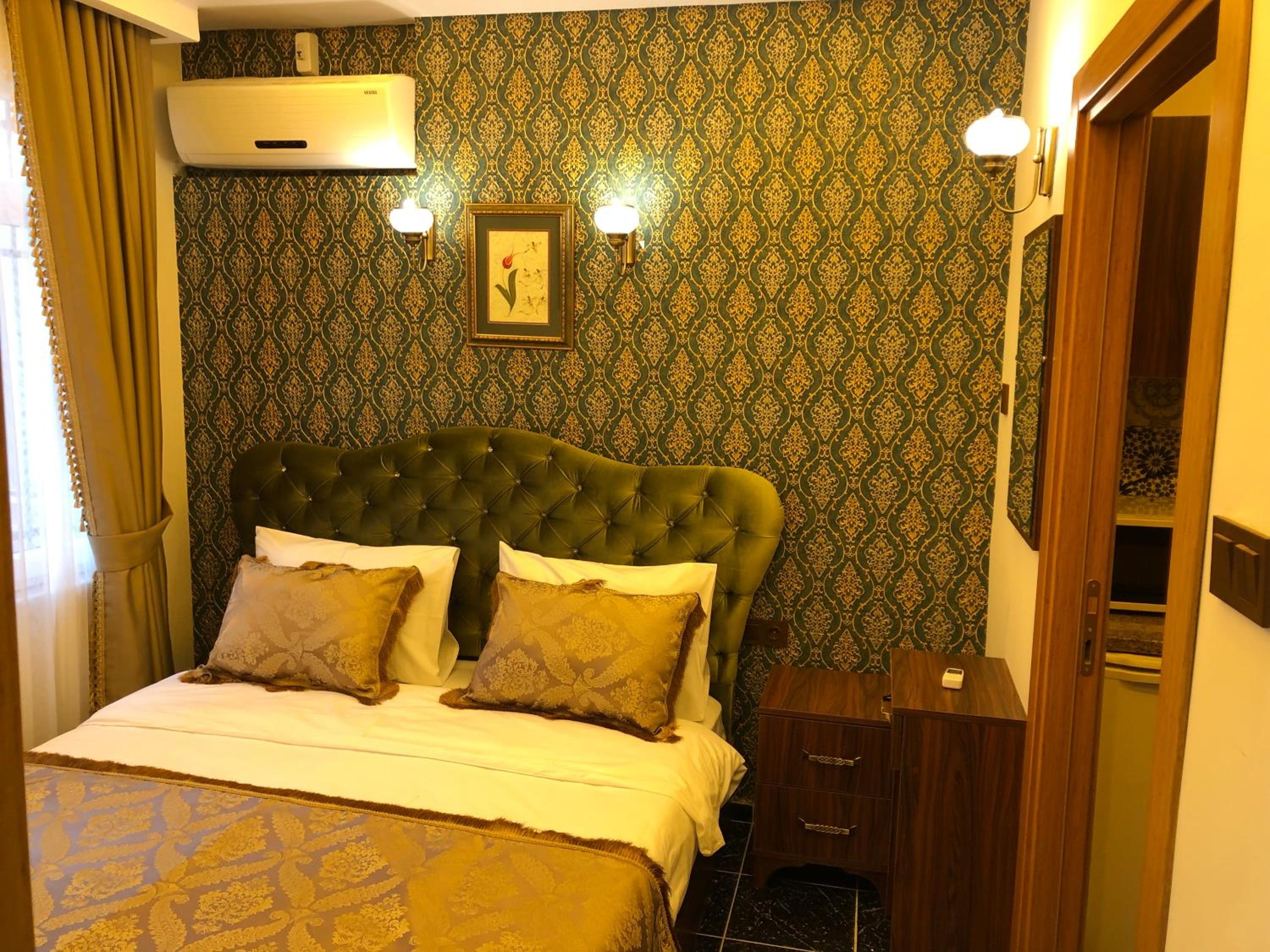 Foto de Rose Mansion by Otantik Suites
