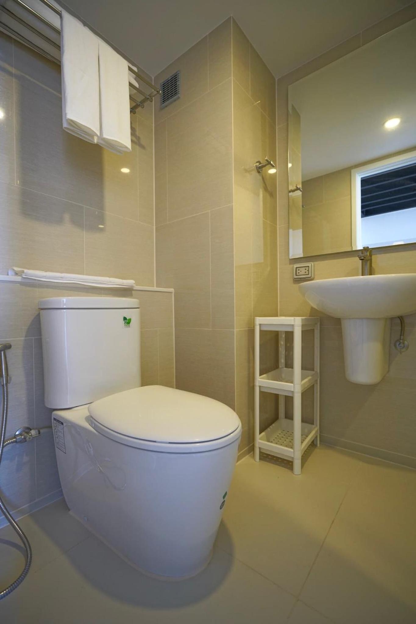 Foto de SureStay by Best Western Bangkok Ramintra