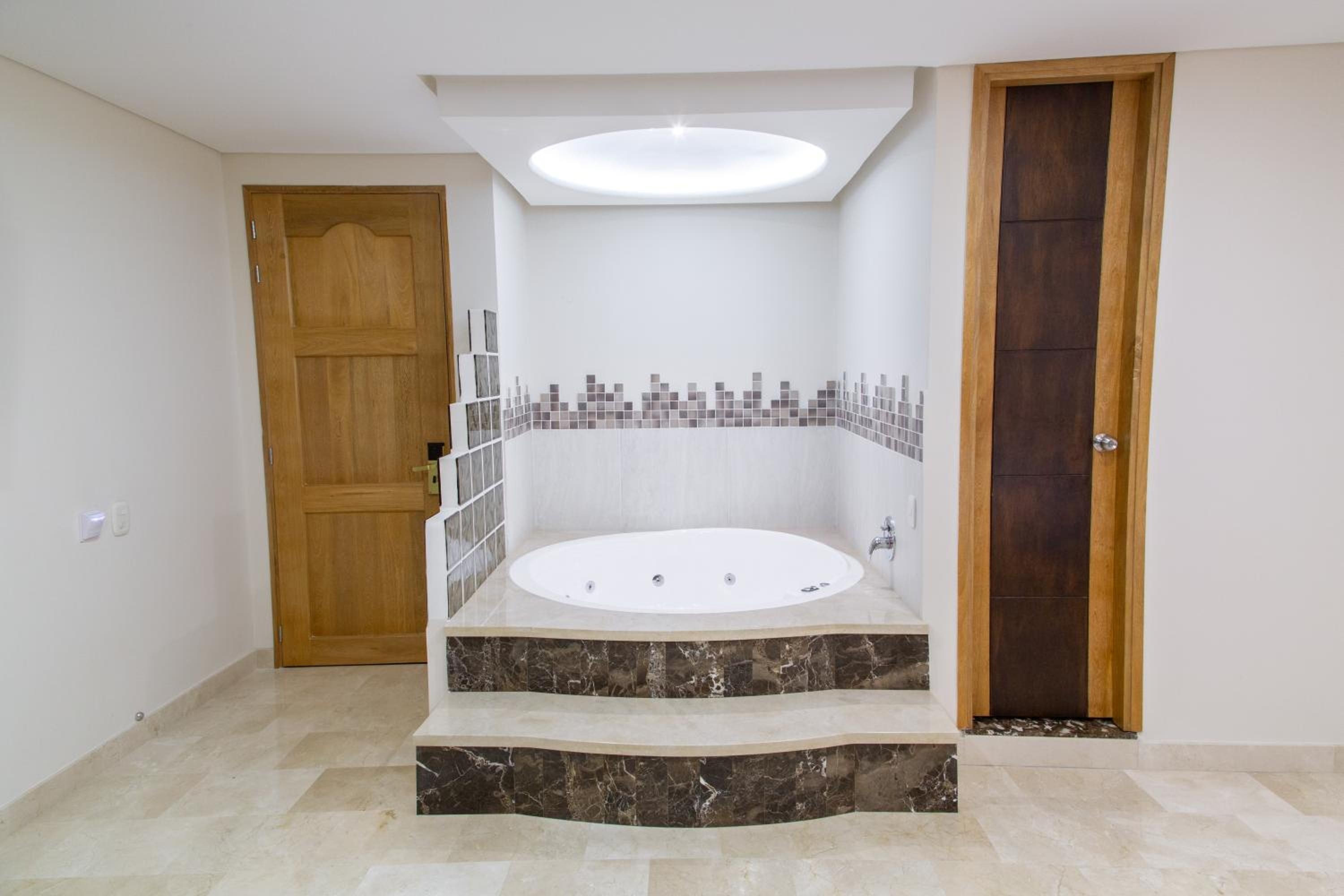 Hotel San Pedro del Fuerte, Laureles