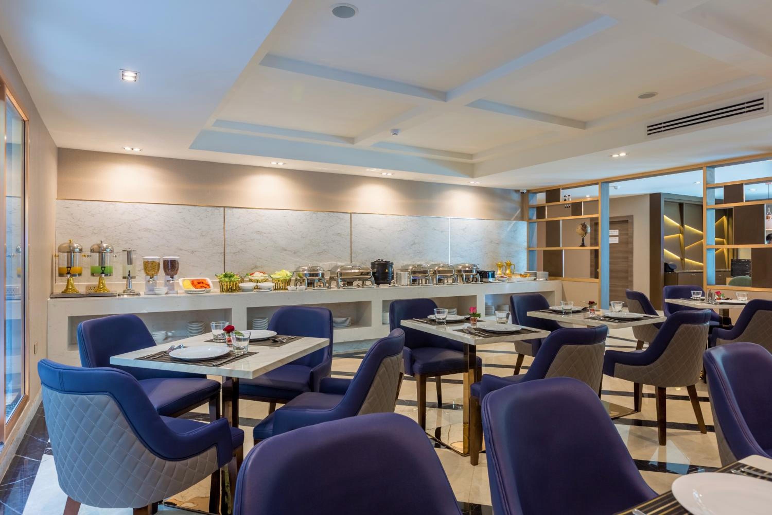Foto de GLOW Sukhumvit 5