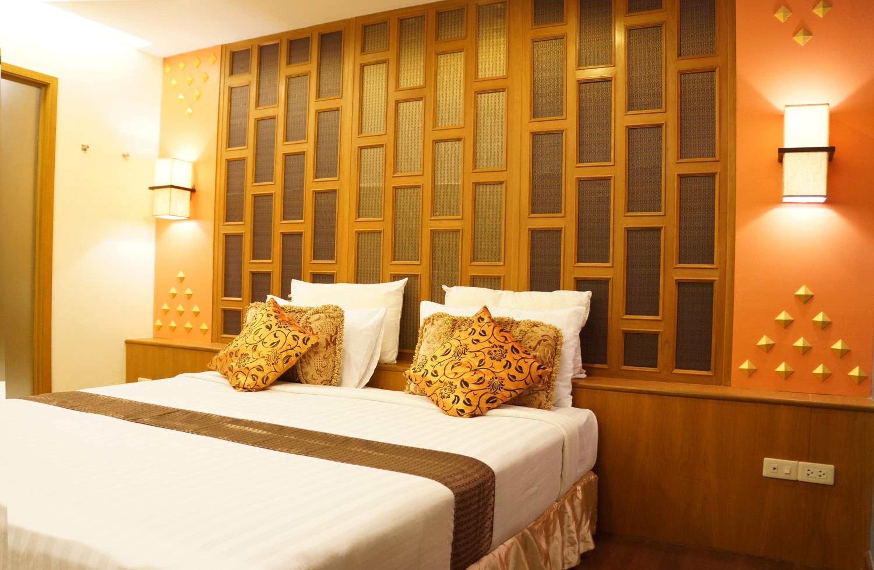 Foto de Golden House BTS Chidlom Bangkok