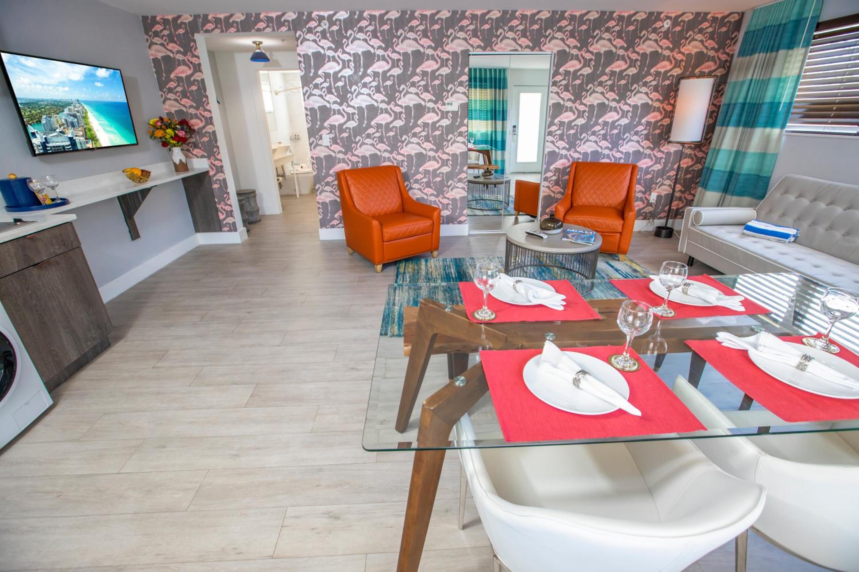 Foto de Waterside Hotel and Suites