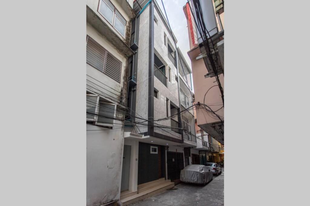 P3 Silom Large 2beds full kitchen WIFI 4-6pax