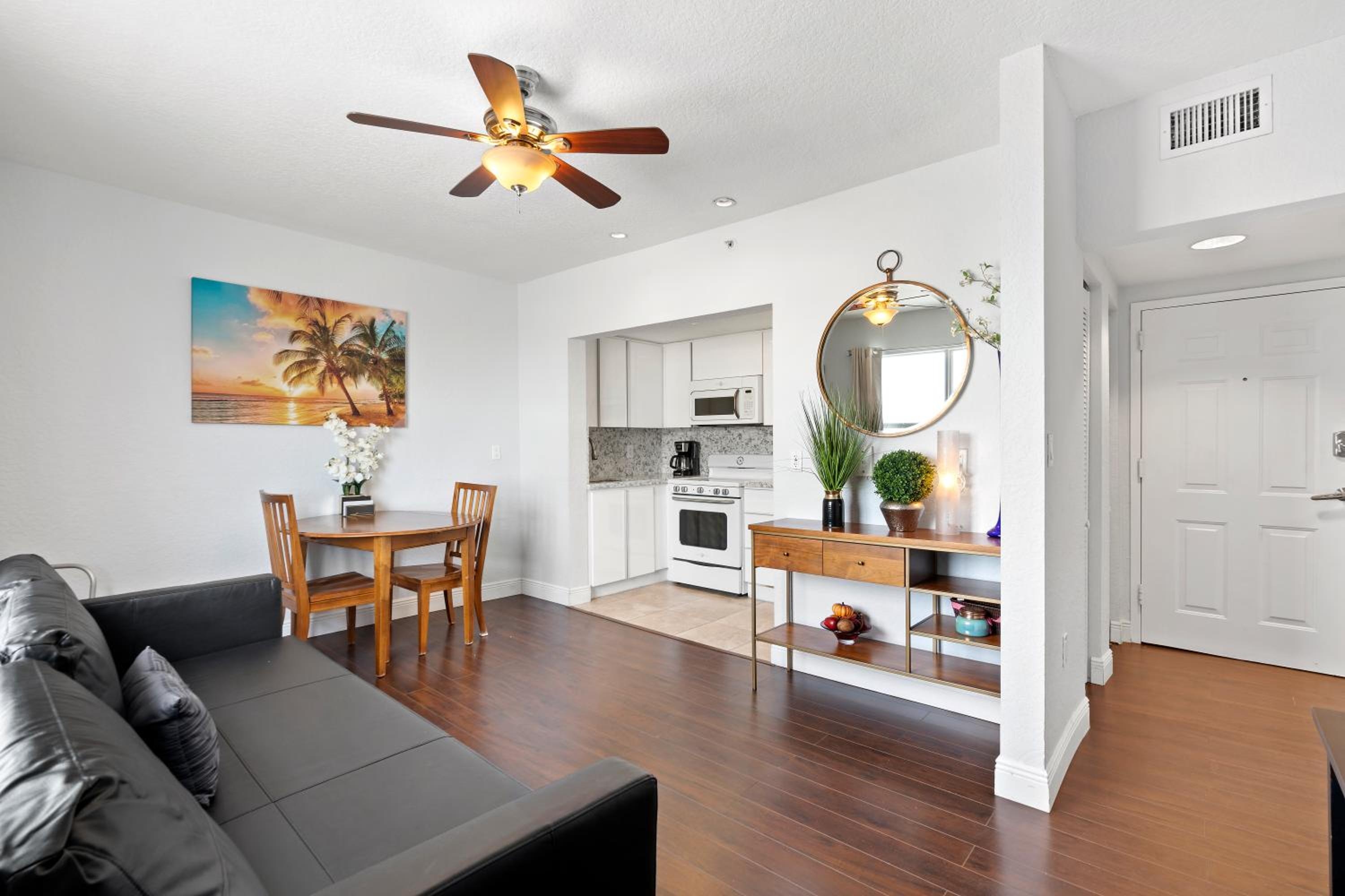 Foto de Welworth condo units Miami Beach