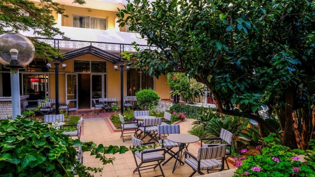 Achillion Palace Hotel Rethymno City Center