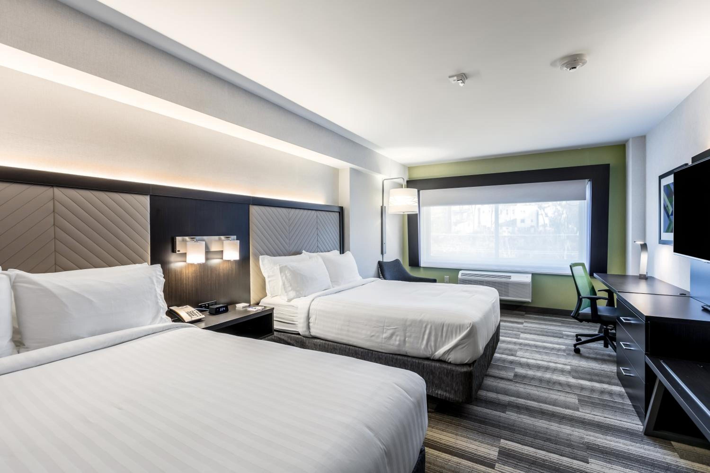 Foto de Holiday Inn Express & Suites Jersey City North - Hoboken by IHG