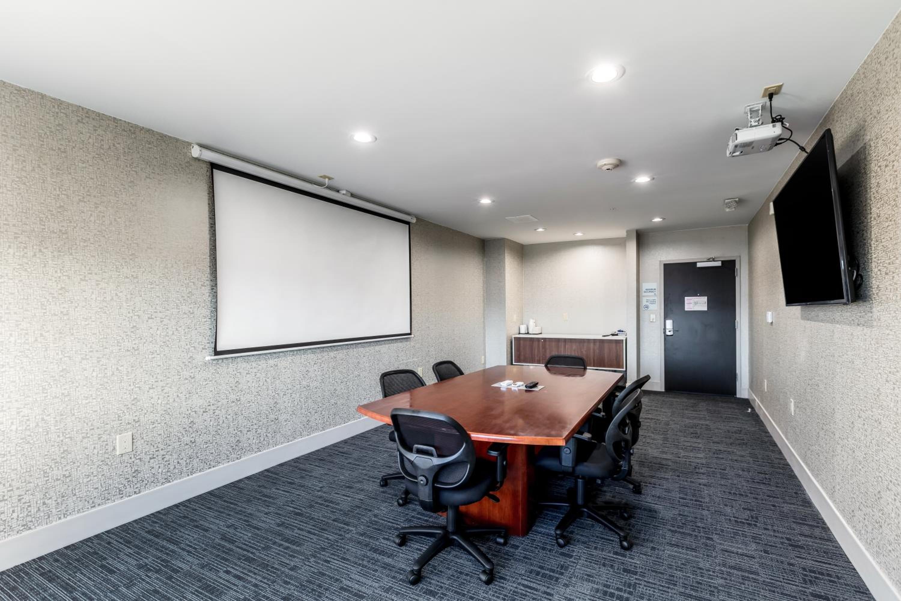 Foto de Holiday Inn Express & Suites Jersey City North - Hoboken by IHG