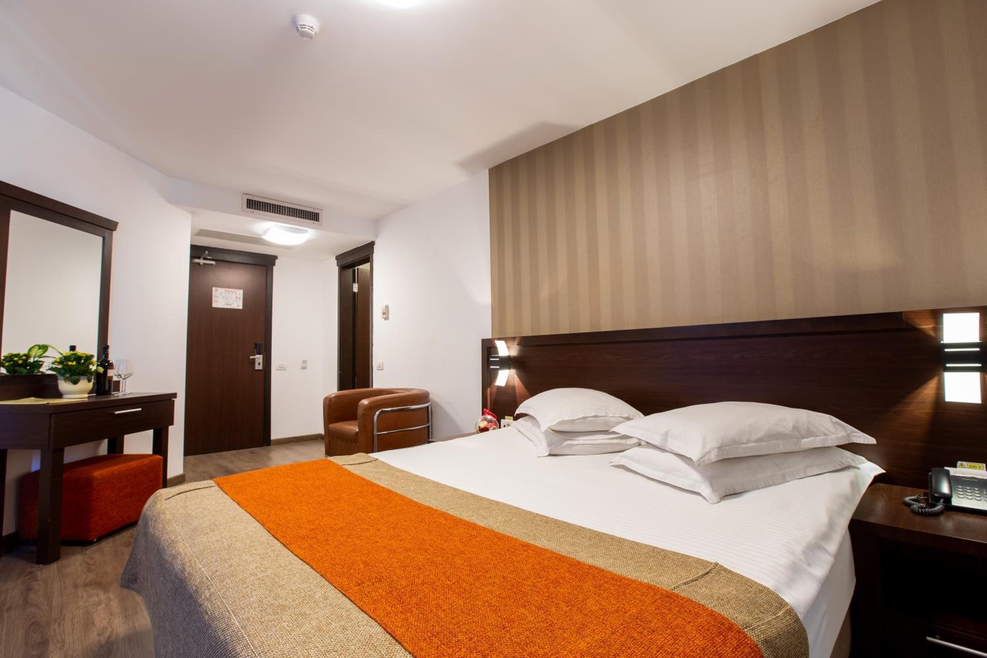 Foto de Duke Armeneasca Suites by Olala!