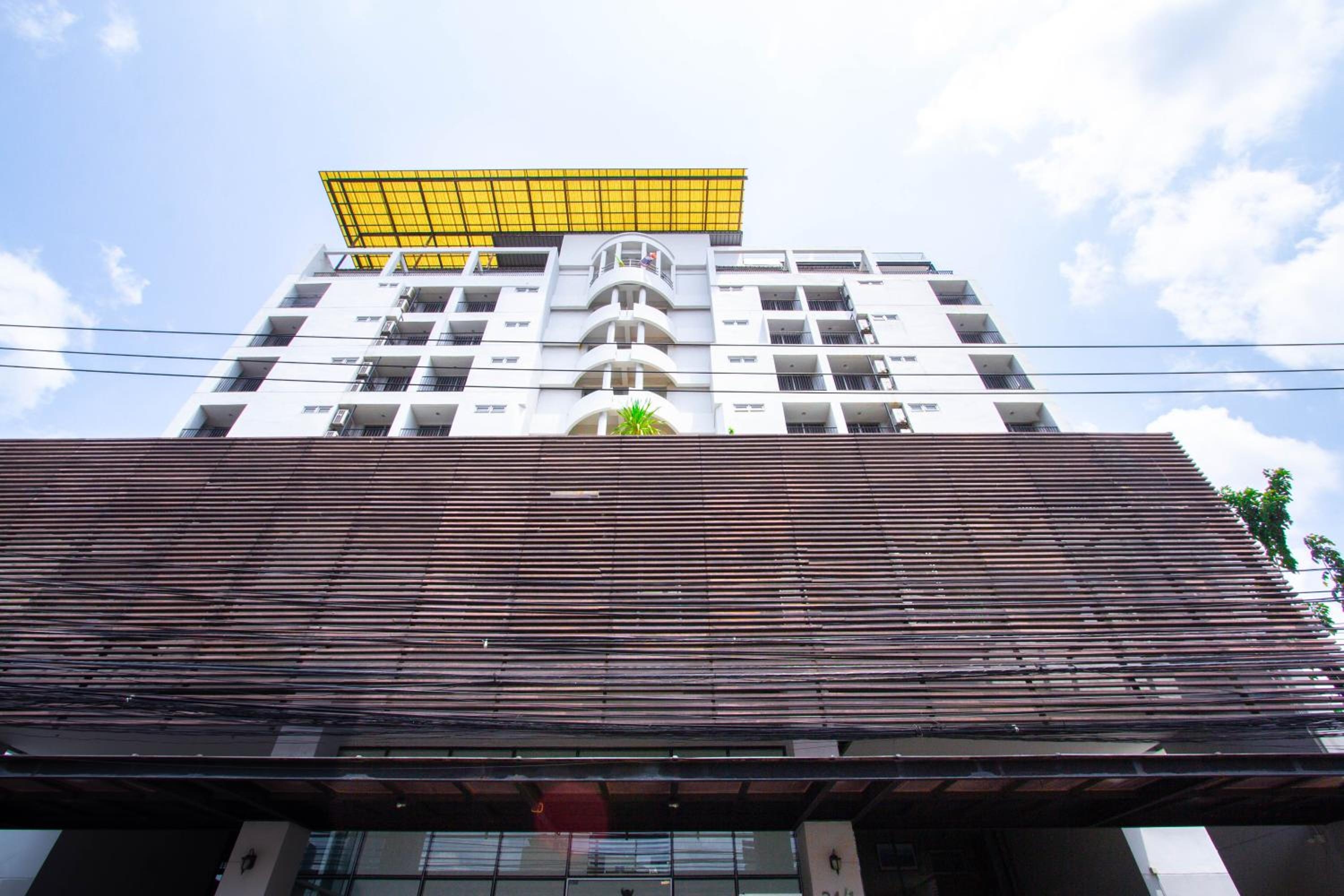 Lily Hotel Bangkok