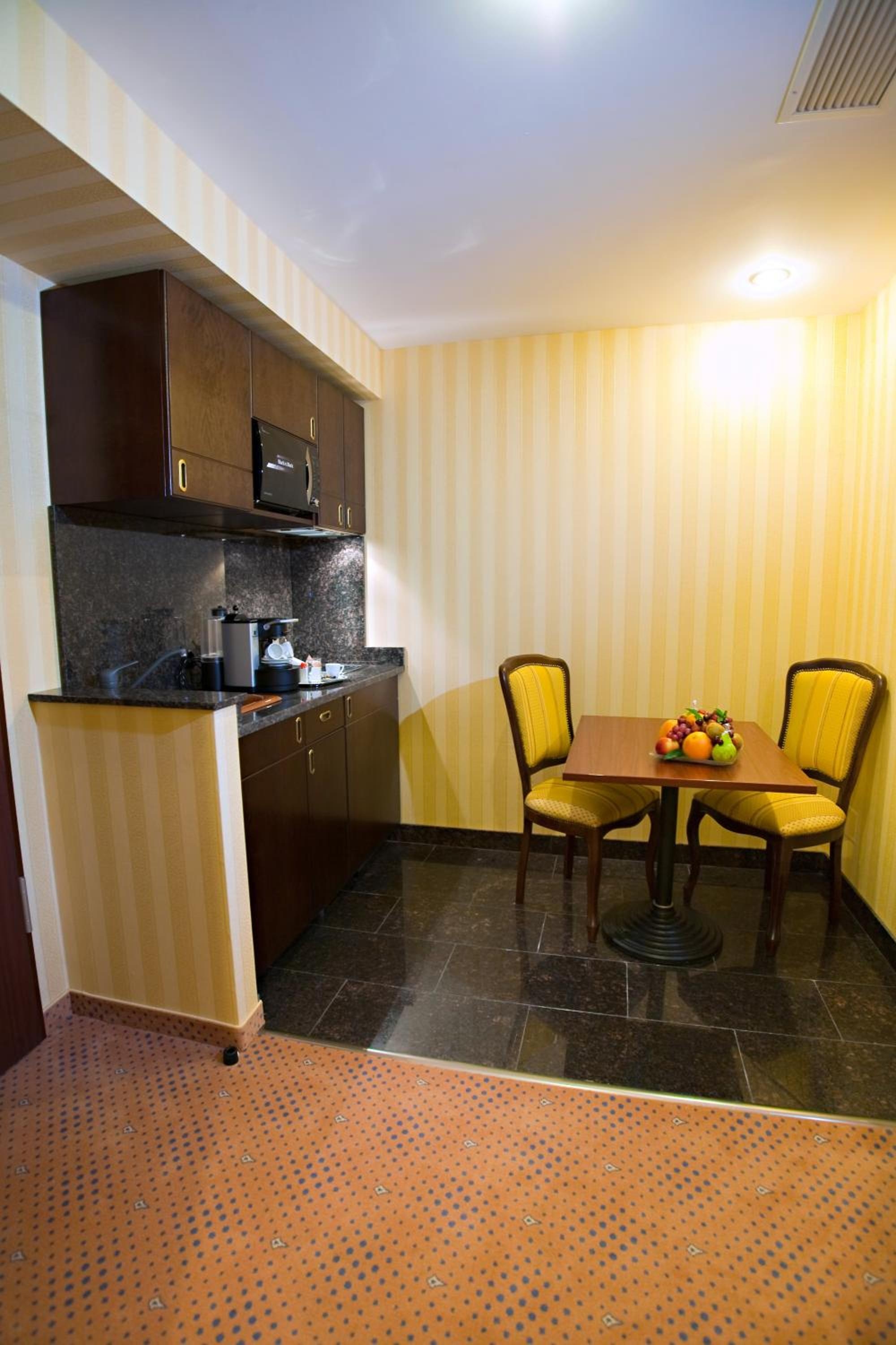 Foto de Ramada Hotel & Suites by Wyndham Bucharest North