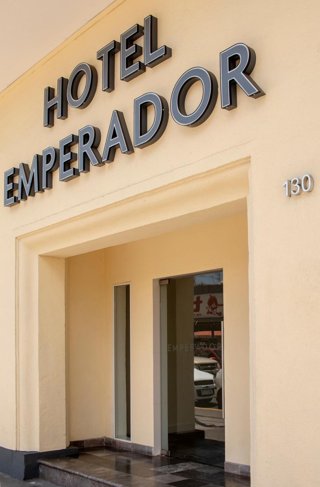 Hotel Emperador centro Guadalajara y Remodelado