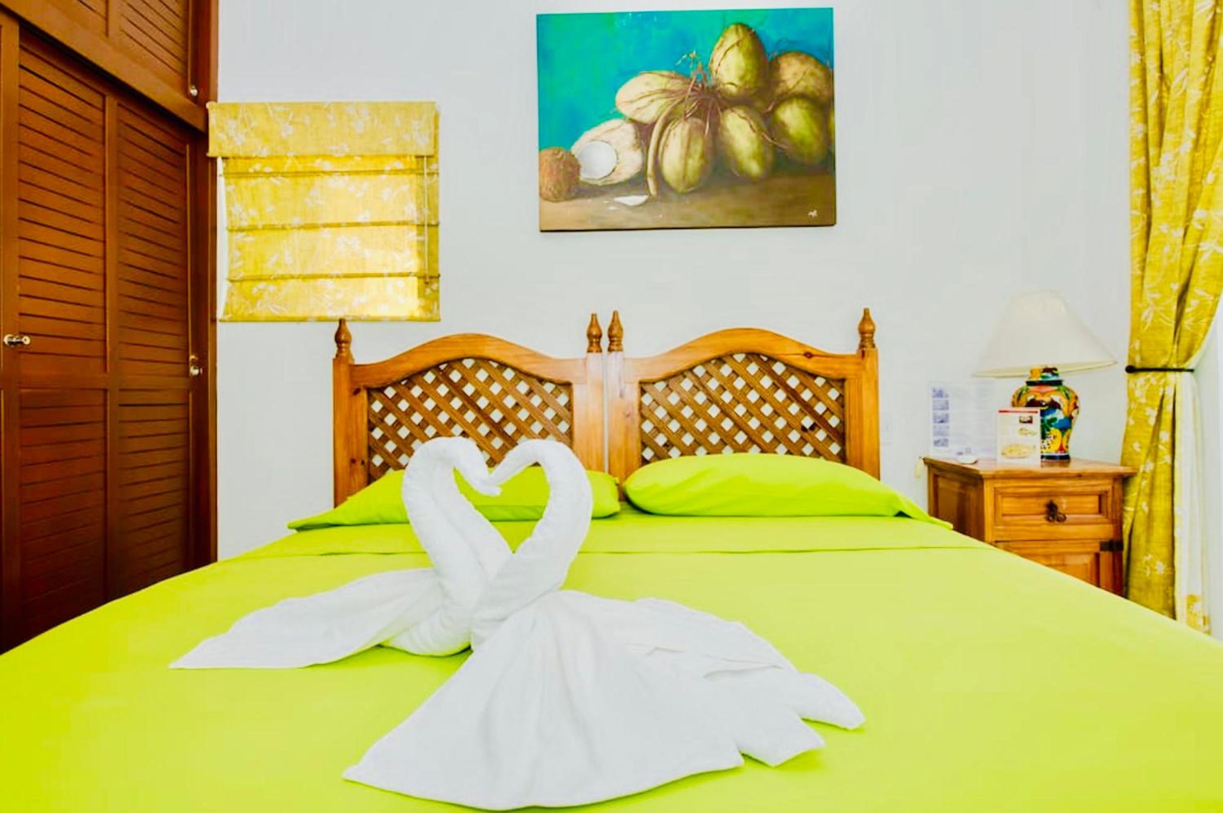 Foto de Playacar - Superior Budget Room With Swimming Pool Air Conditioning and Parking