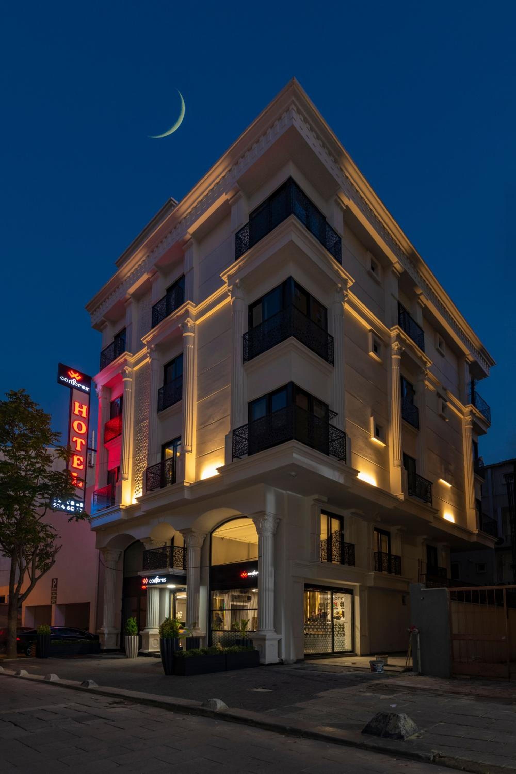 Confores Hotel