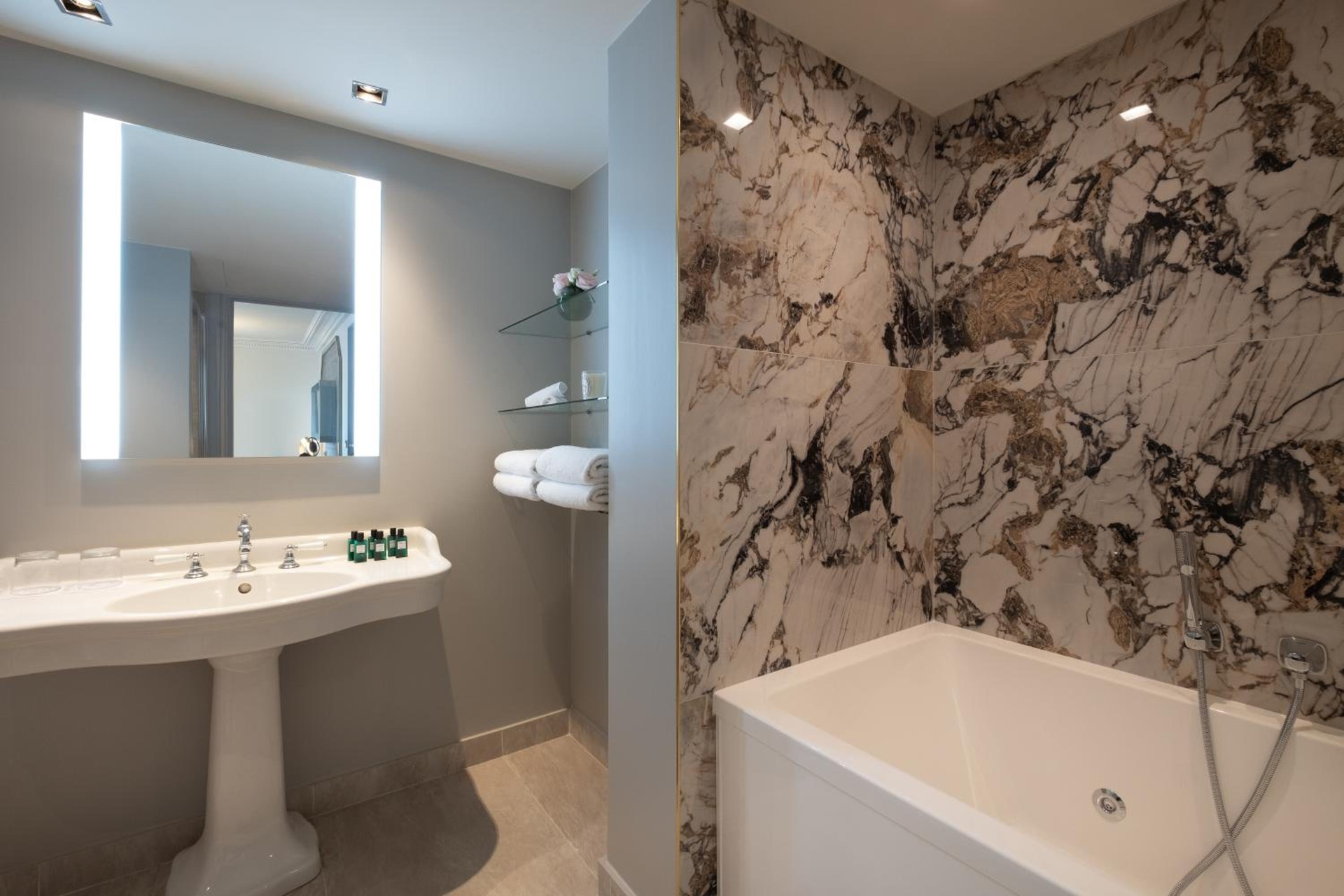 Hôtel Elysia by Inwood Hotels, Paris