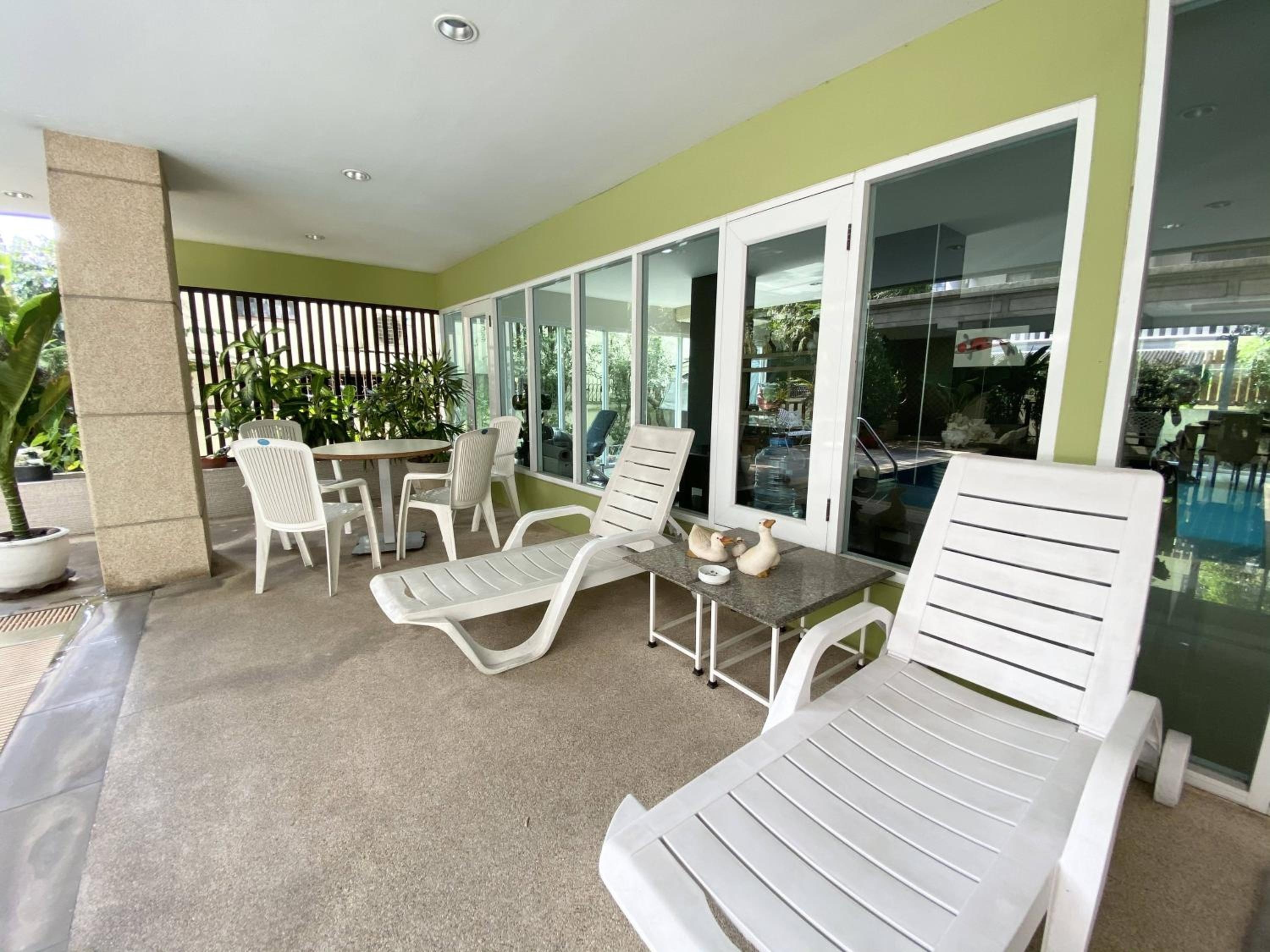 Foto de 14 Place Sukhumvit Suites