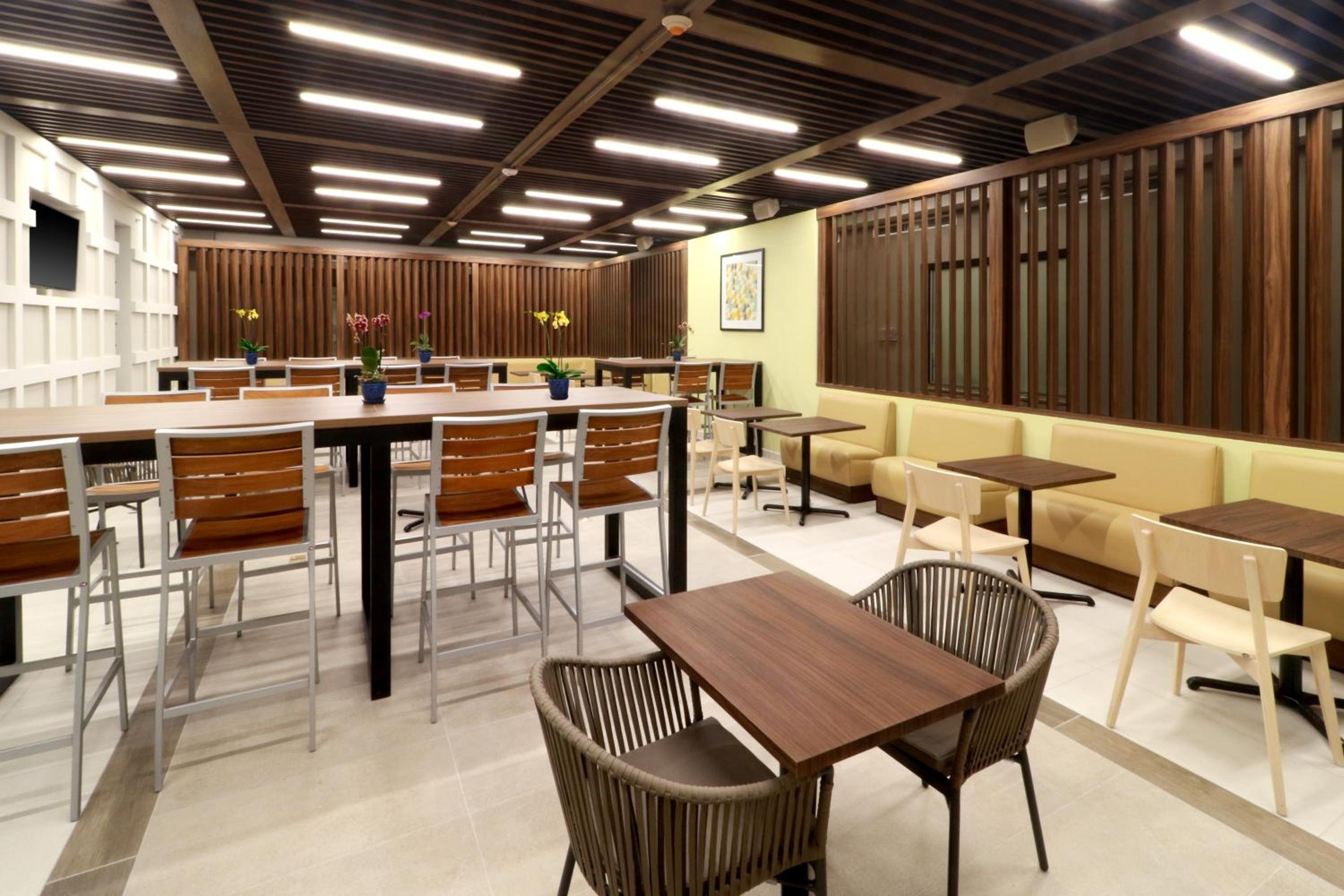 Foto de Holiday Inn Express & Suites - Playa del Carmen by IHG