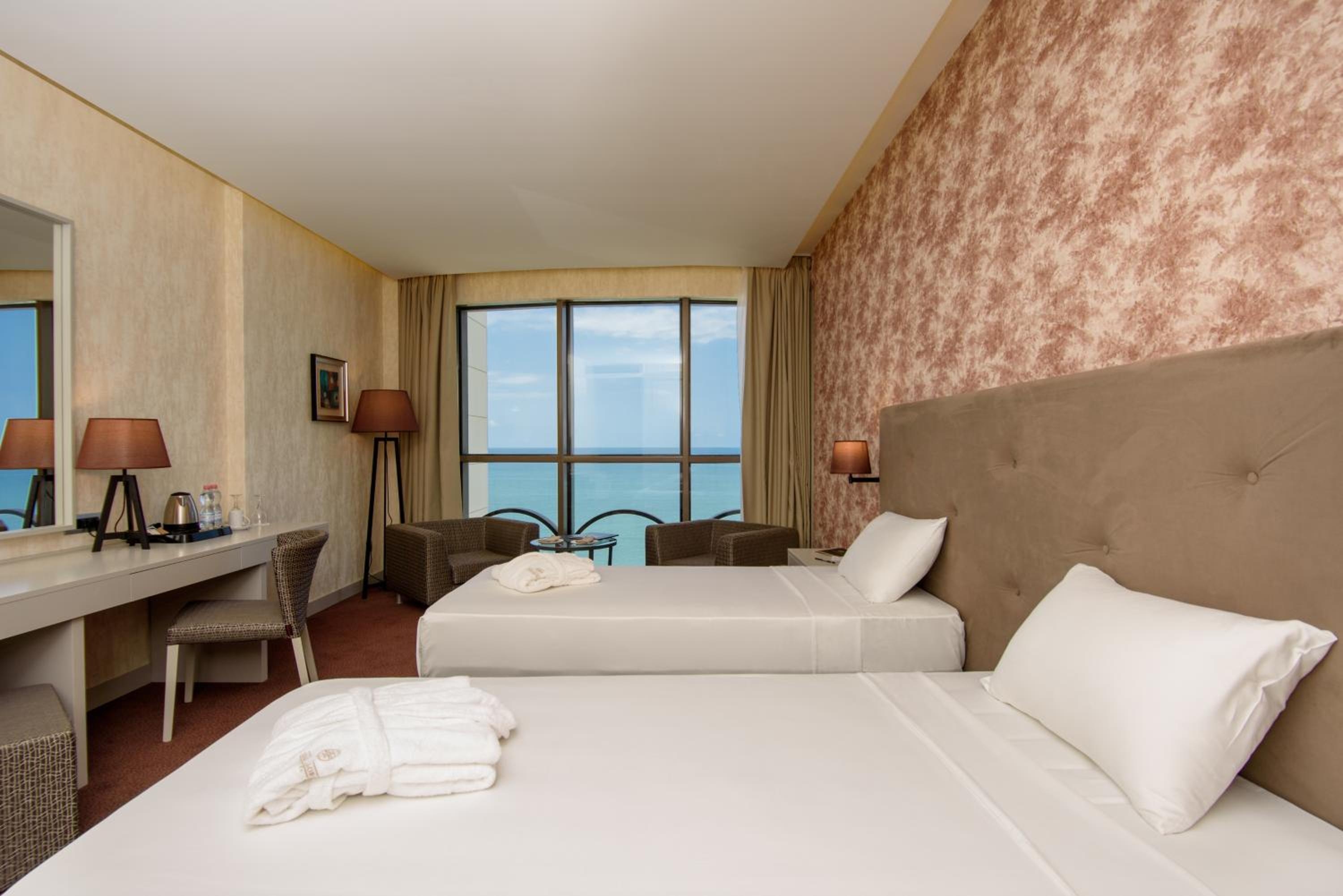 Foto de The Grand Gloria Hotel