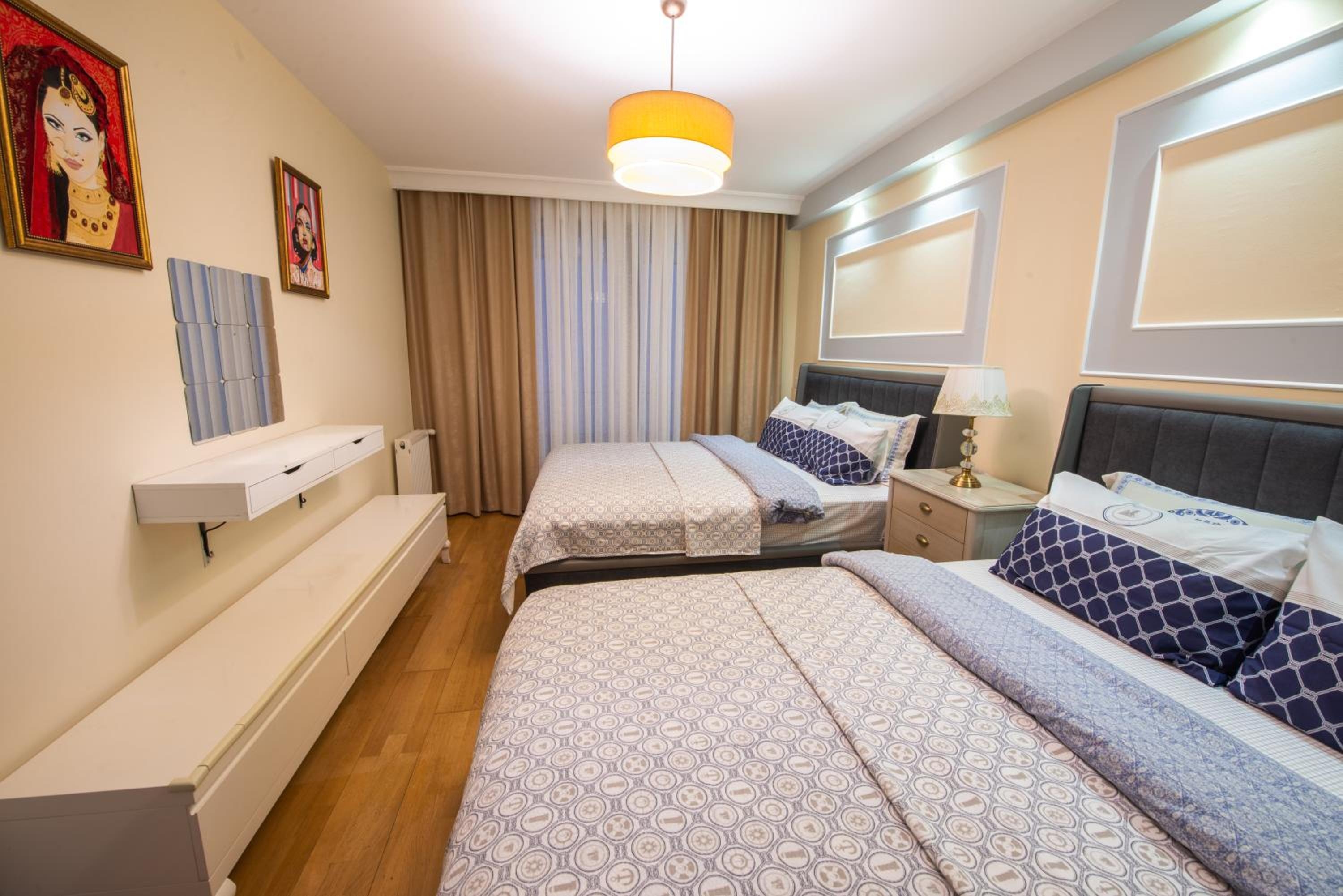 Foto de Three bedroom Duplex apartment with large terrace
