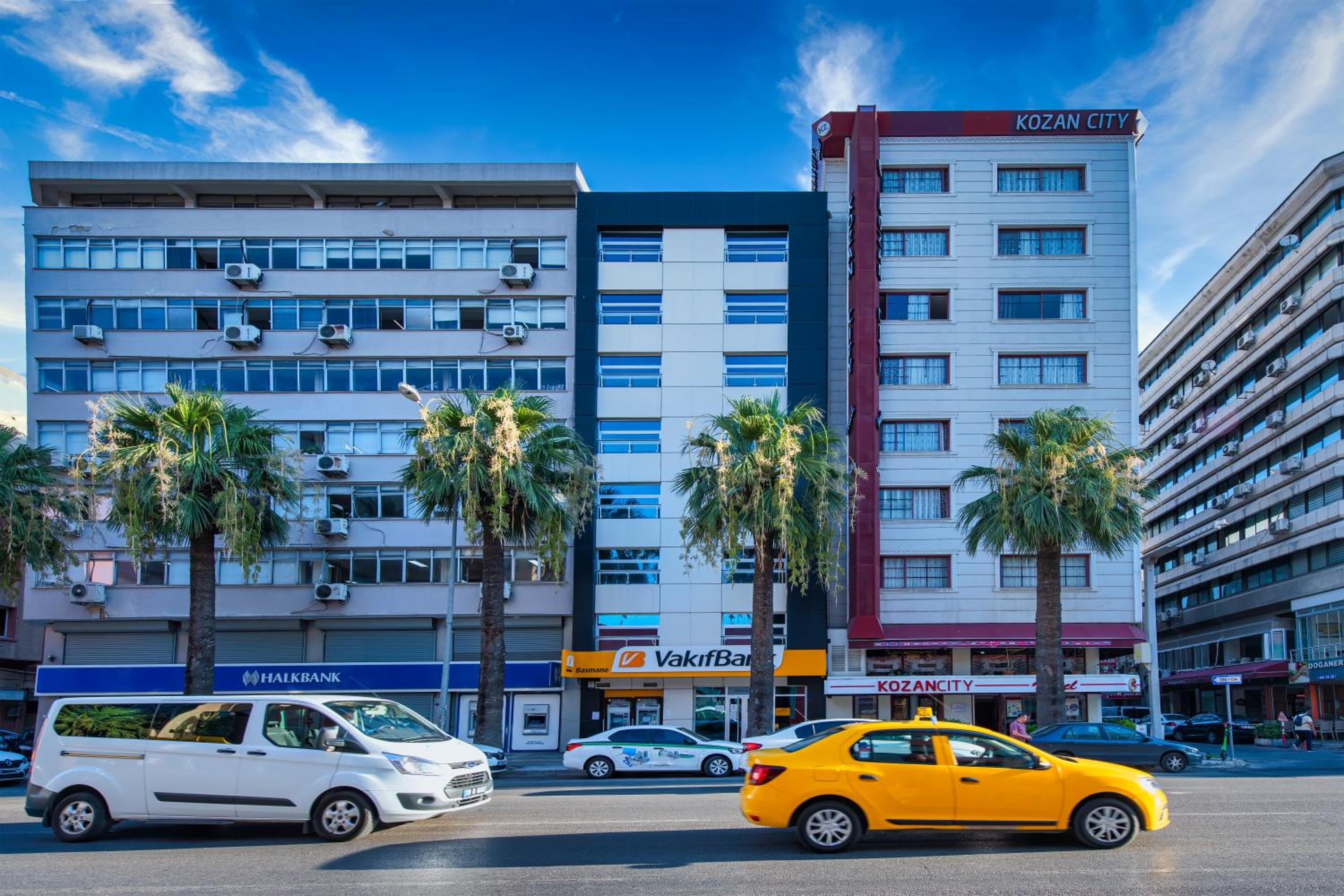 Foto de Kozan City Hotel