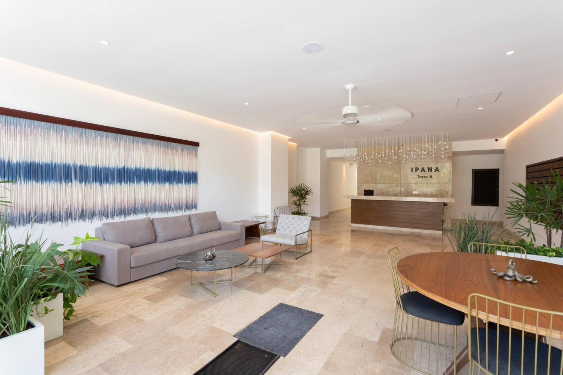Foto de New Condo In Nice Vacation Complex - 5 People