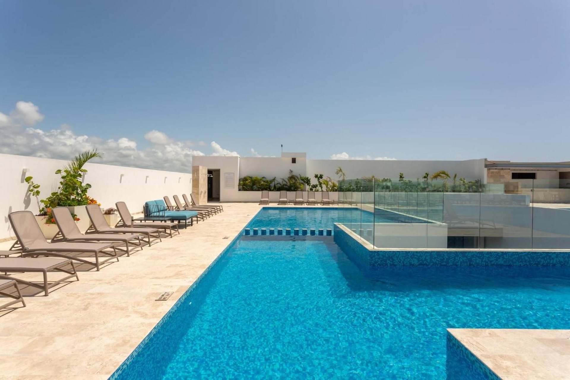 Foto de New Condo In Nice Vacation Complex - 5 People