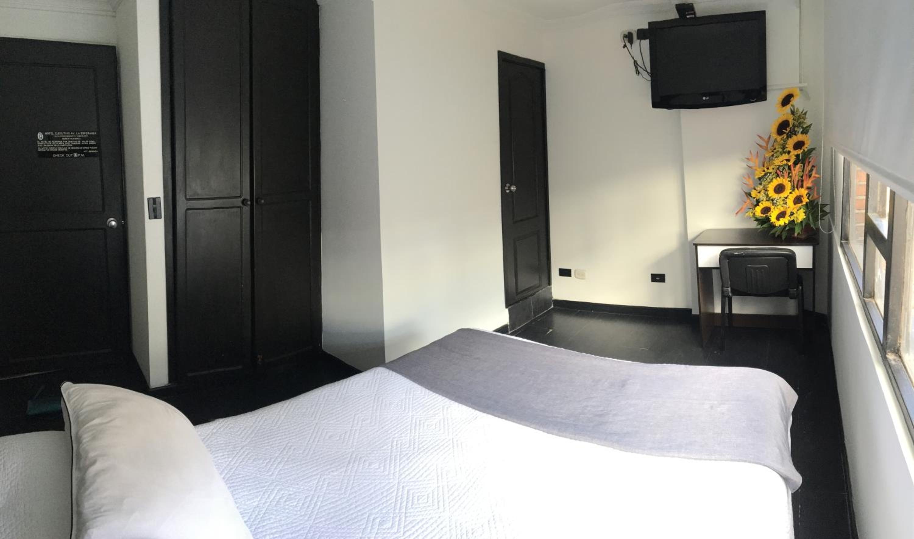 Foto de Hotel Ejecutivo Av la Esperanza