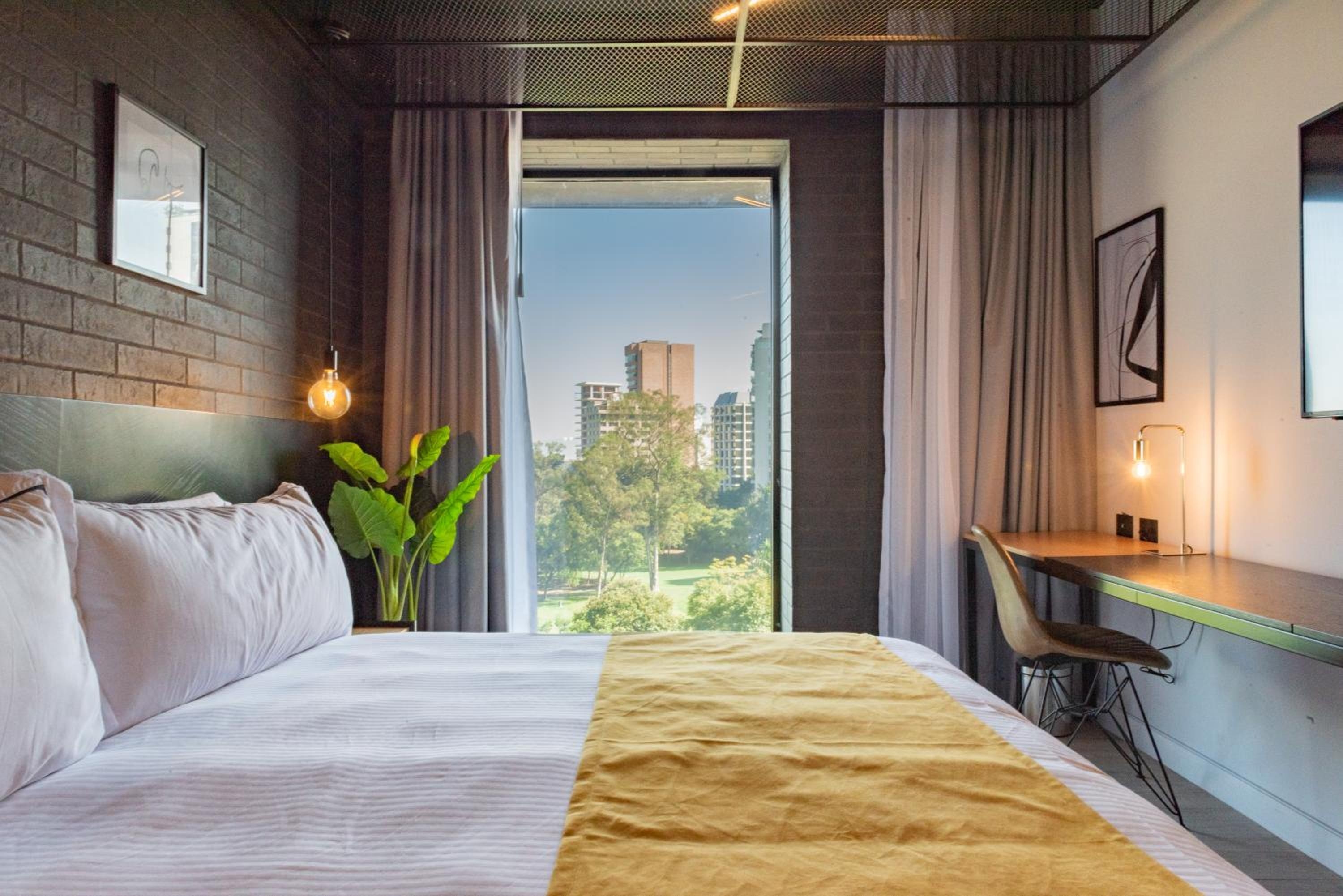 Foto de FULTON Business Luxury HOTEL