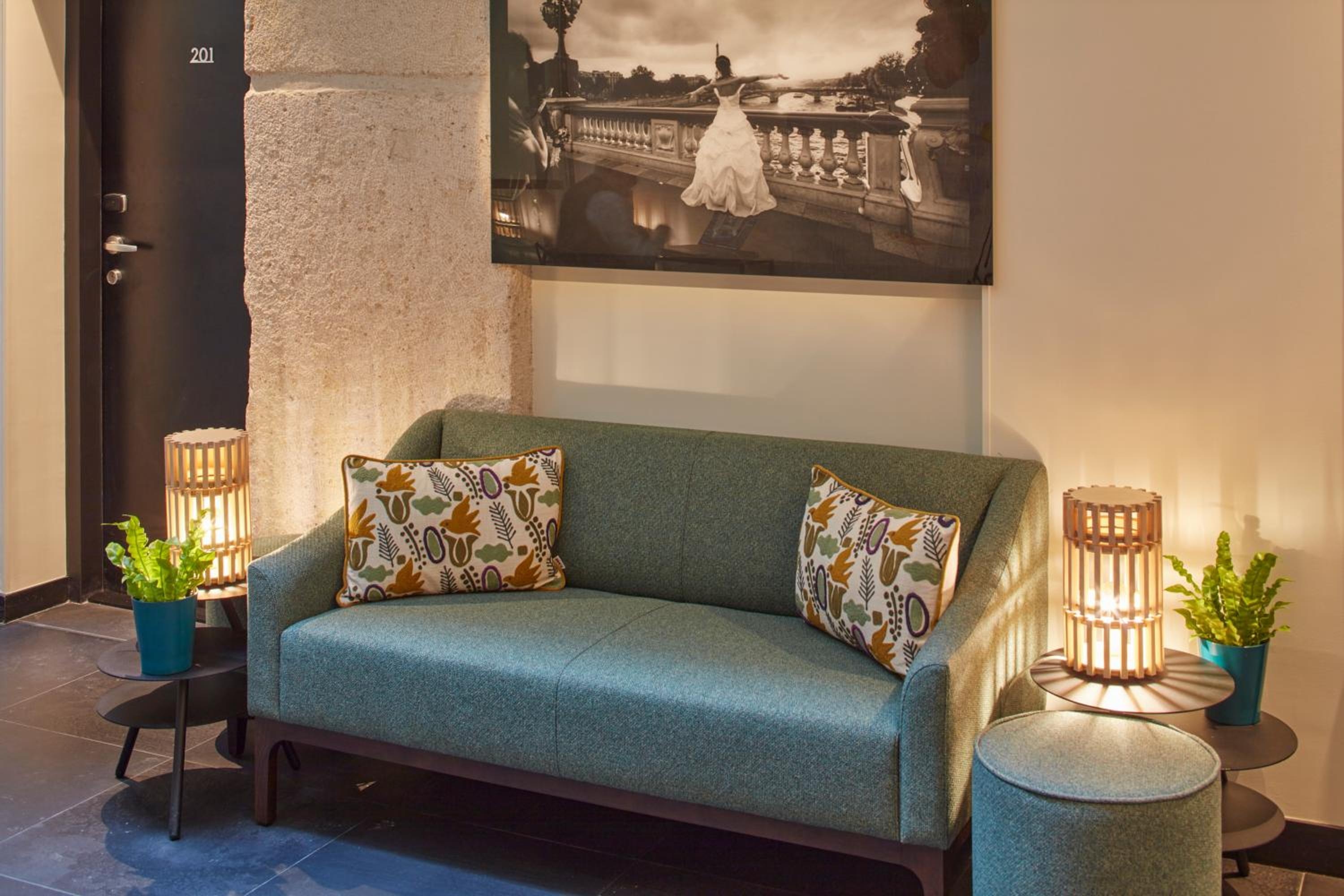 Hotel Atmospheres