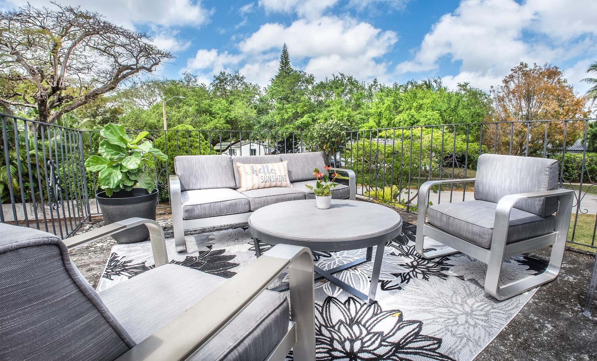 Villas at St James Place UNIT F, Luxury, Pet Friendly