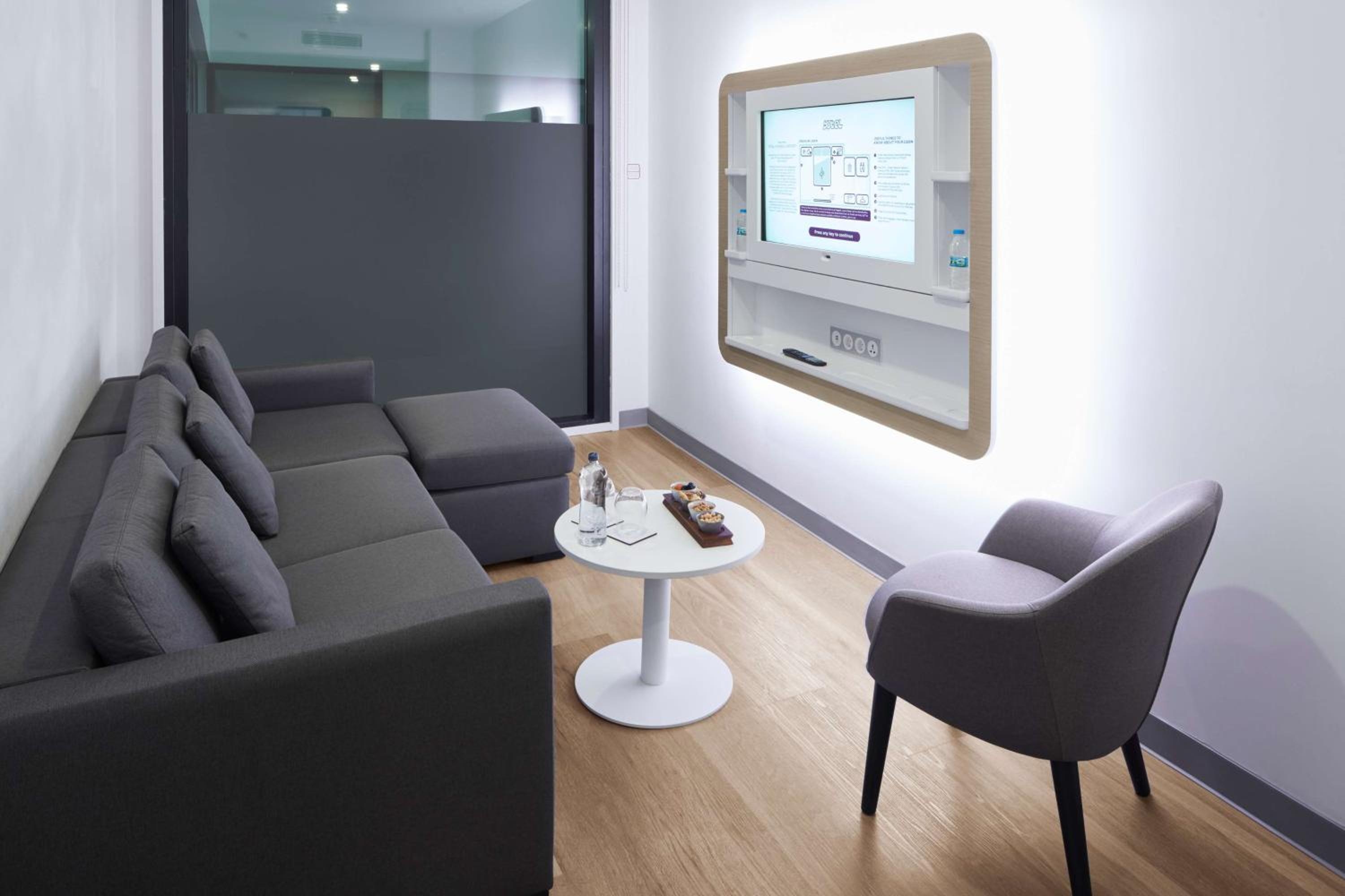 Foto de YOTEL Istanbul Airport, City Entrance