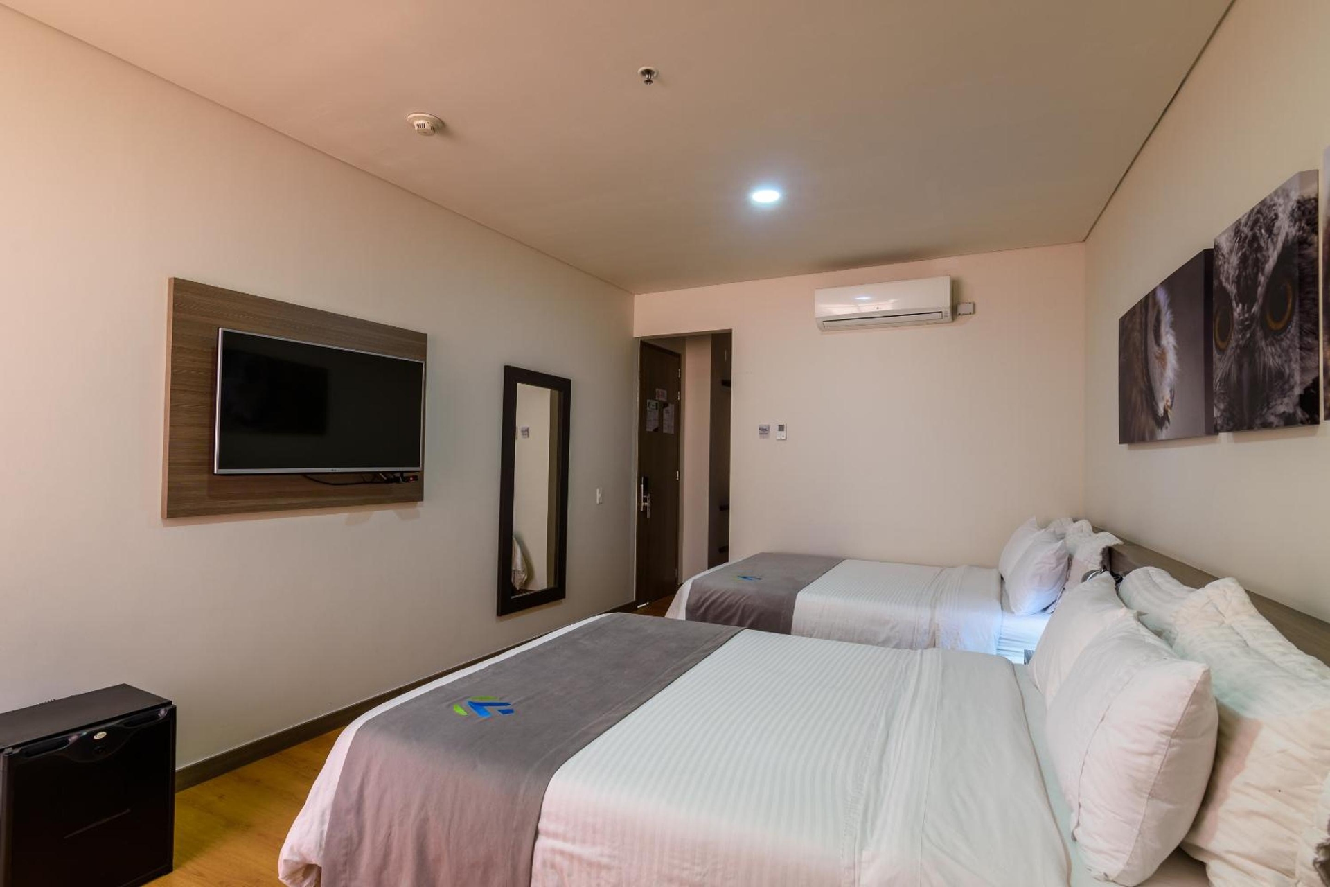 Hotel Vivre, Laureles
