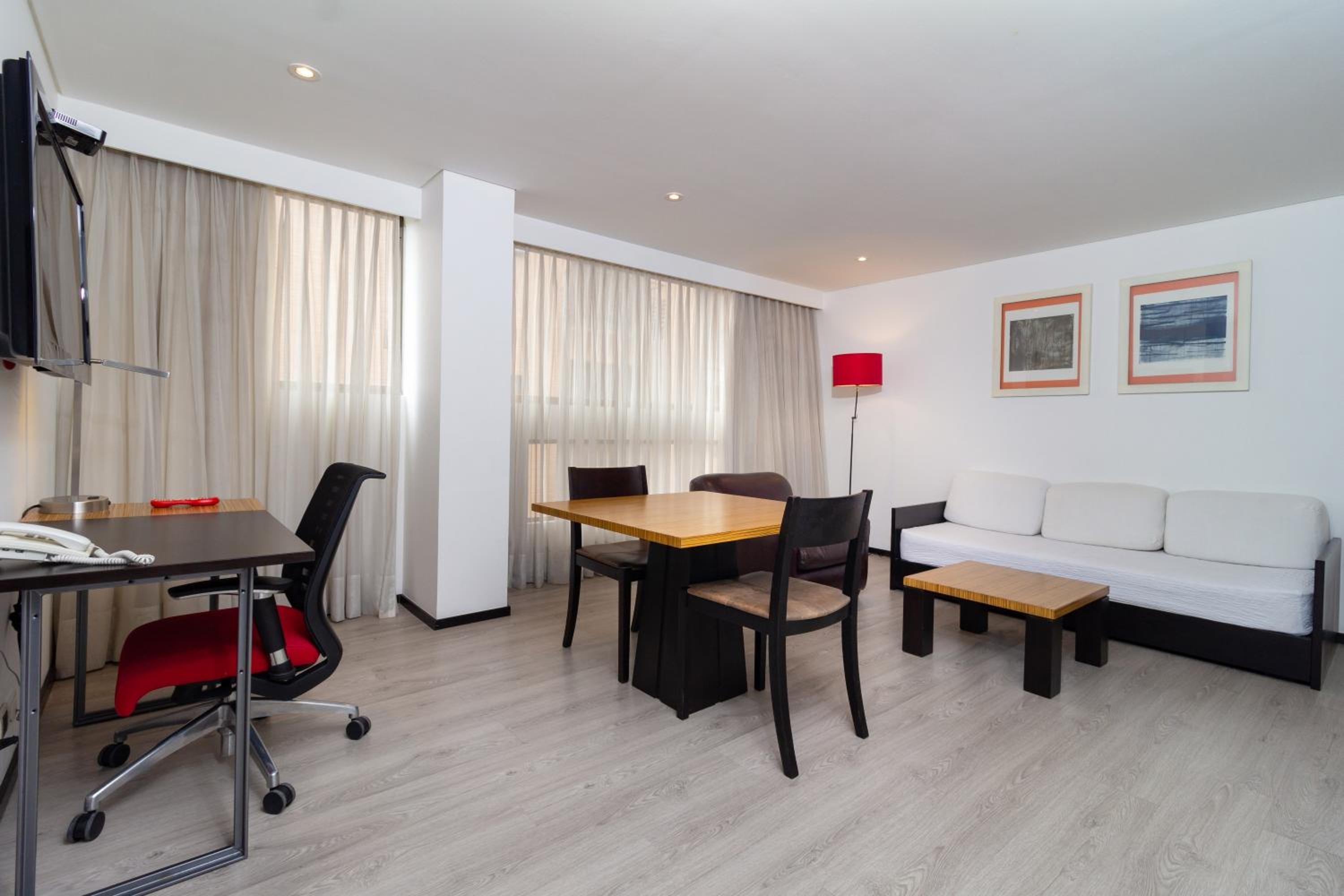 Foto de Hotel Madisson Inn Luxury By GEH Suites