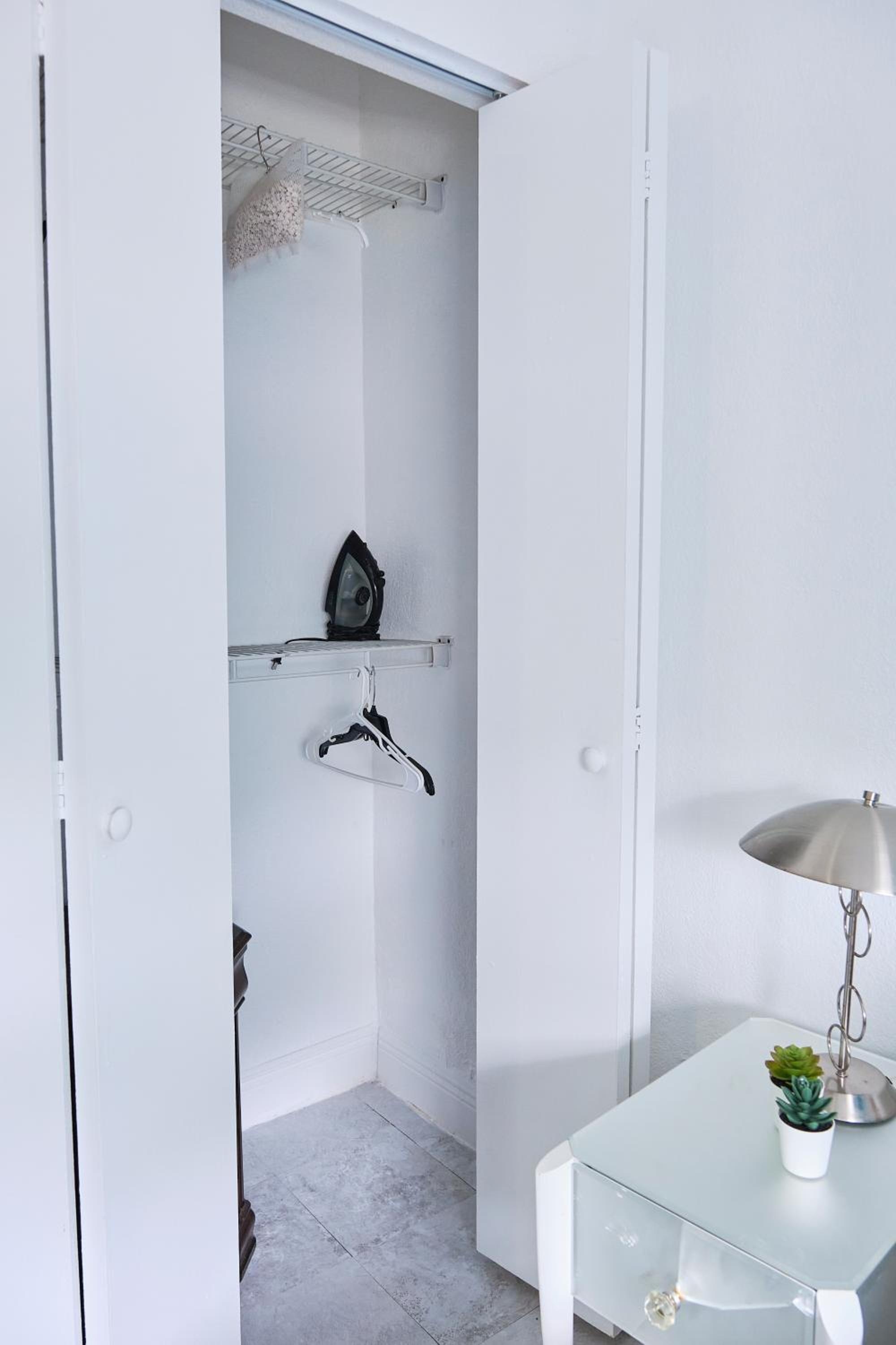 Foto de The Marlin Rooster Apartments