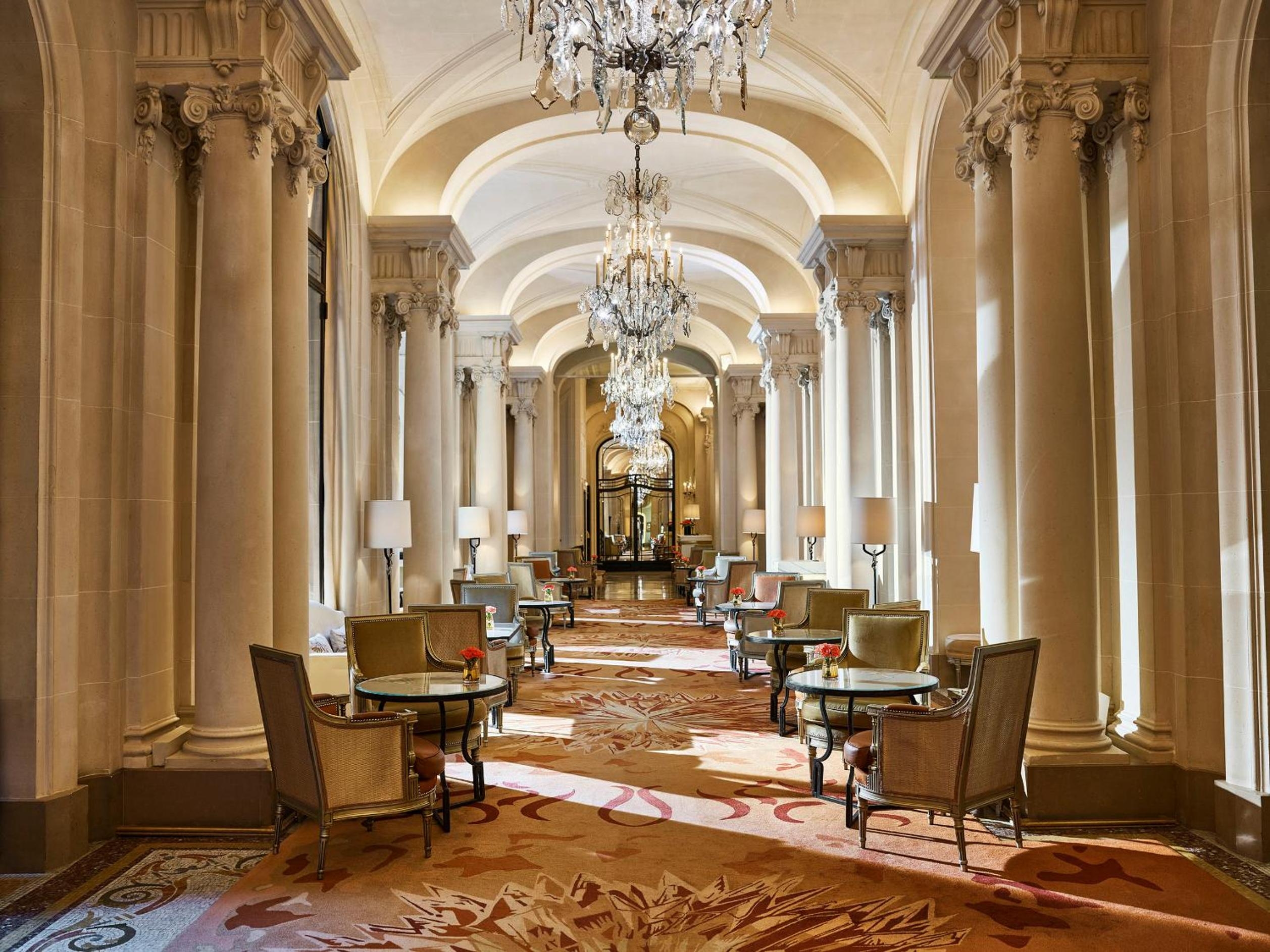 Foto de Hôtel Plaza Athénée - Dorchester Collection