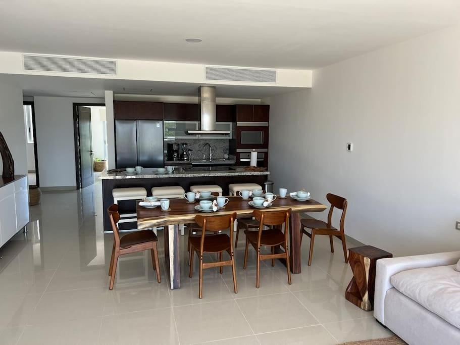 Foto de Brand New and Amazing Penthouse!