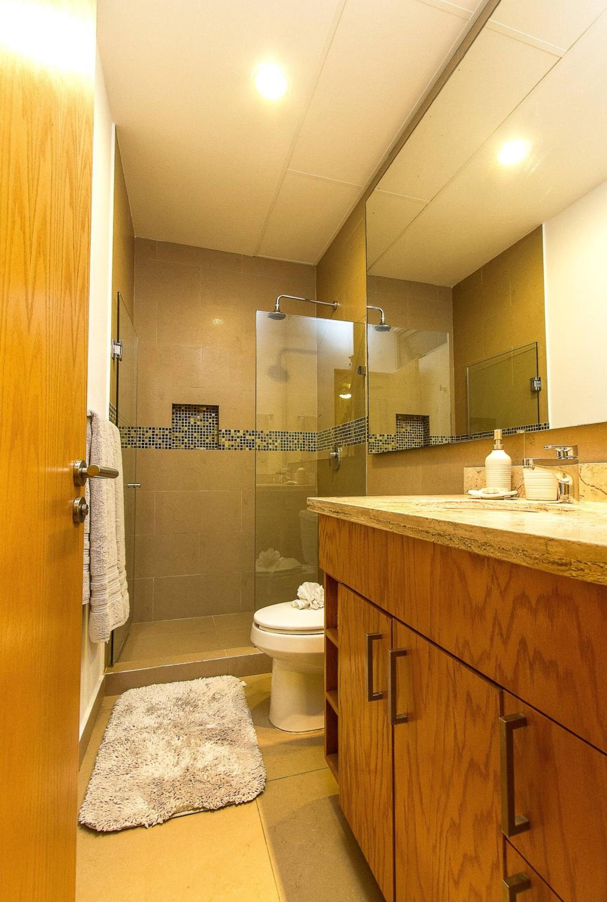 Foto de Breathtaking 2 Bedroom, Private Terrace - Bbq